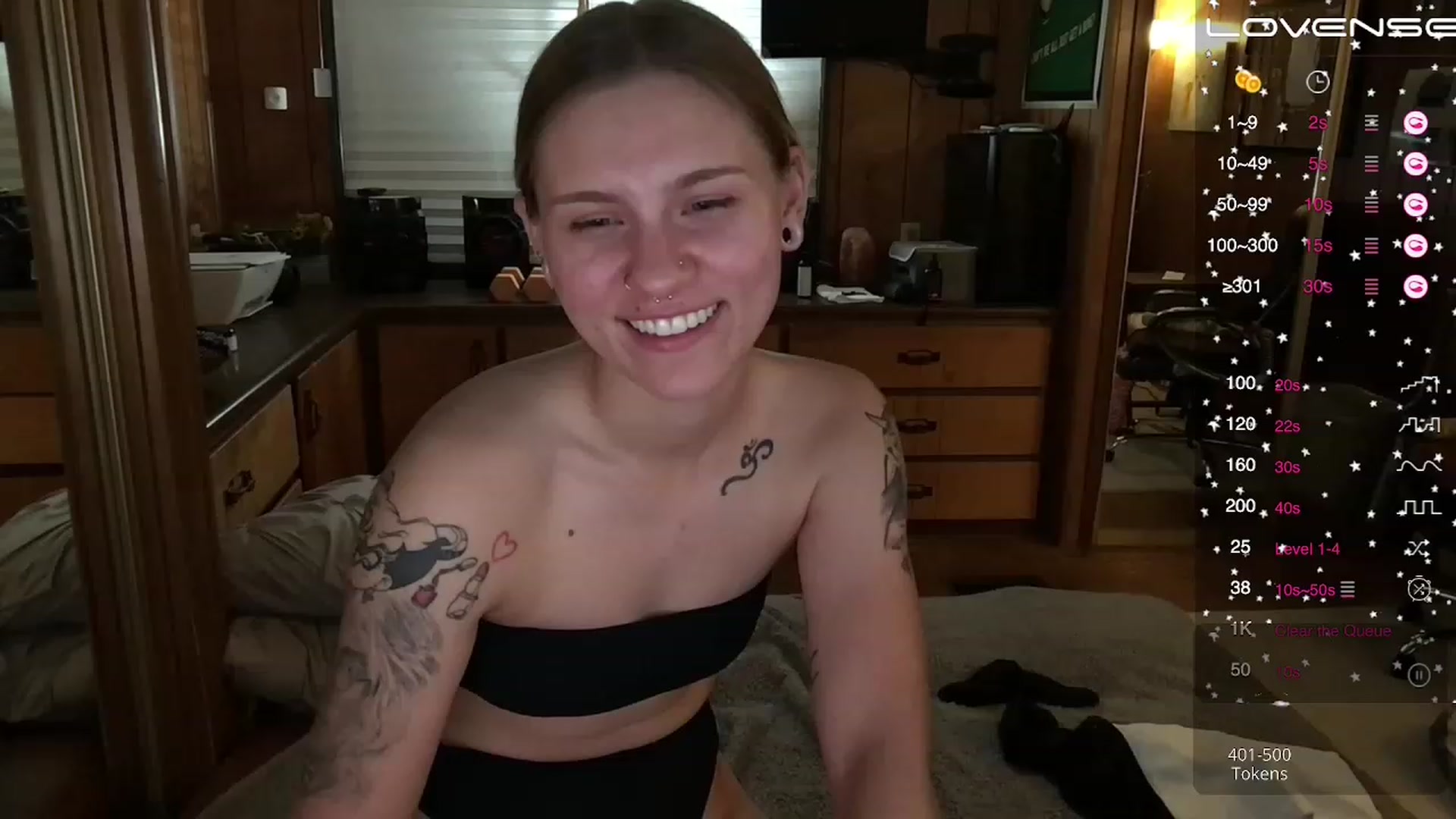 Gallery image thumbnail from Incognitobabe's myfreecams stream on, 11/26/2022, 10:15 image 17 of 20
