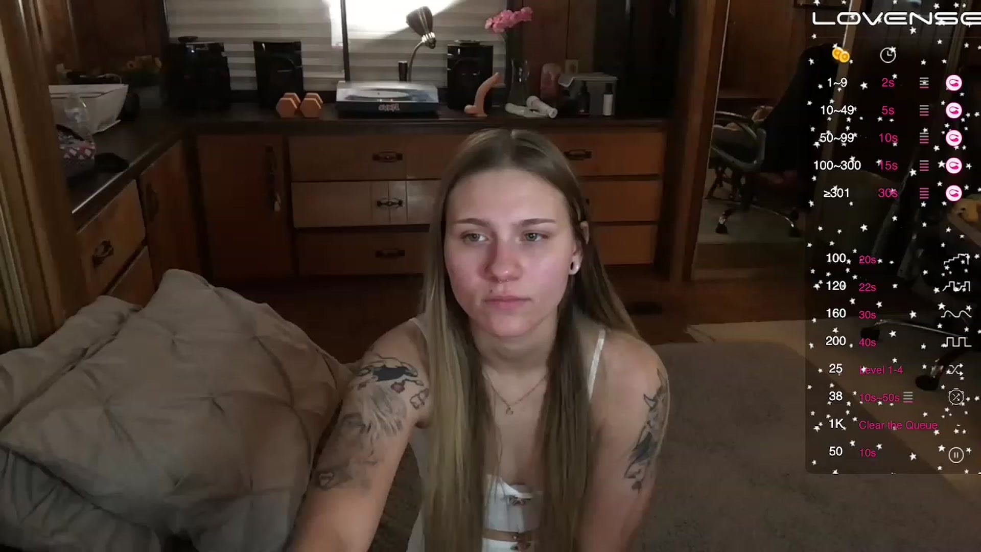 Gallery image thumbnail from Incognitobabe's myfreecams stream on, 11/27/2022, 08:51 image 14 of 20