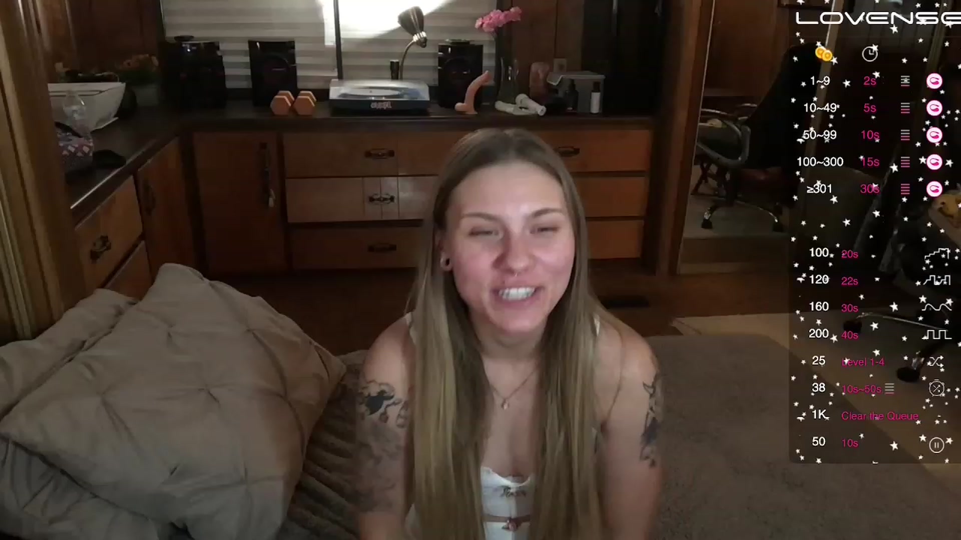 Gallery image thumbnail from Incognitobabe's myfreecams stream on, 11/27/2022, 08:51 image 9 of 20