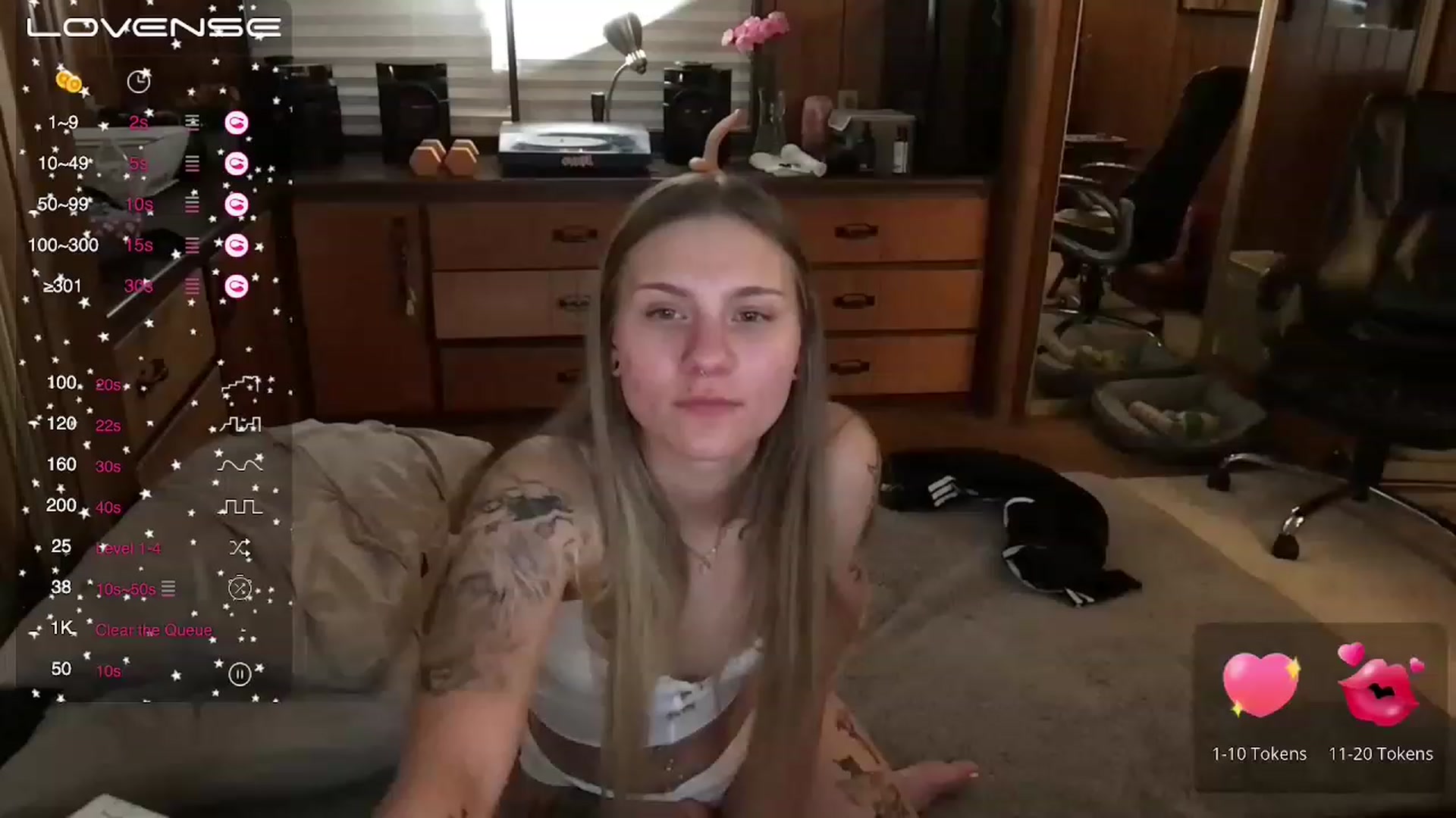 Gallery image thumbnail from Incognitobabe's myfreecams stream on, 11/27/2022, 11:42 image 12 of 20