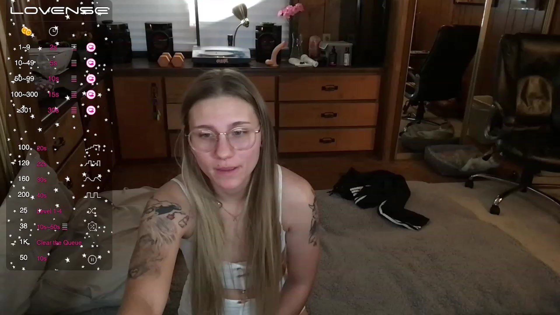 Gallery image thumbnail from Incognitobabe's myfreecams stream on, 11/27/2022, 14:07 image 8 of 20