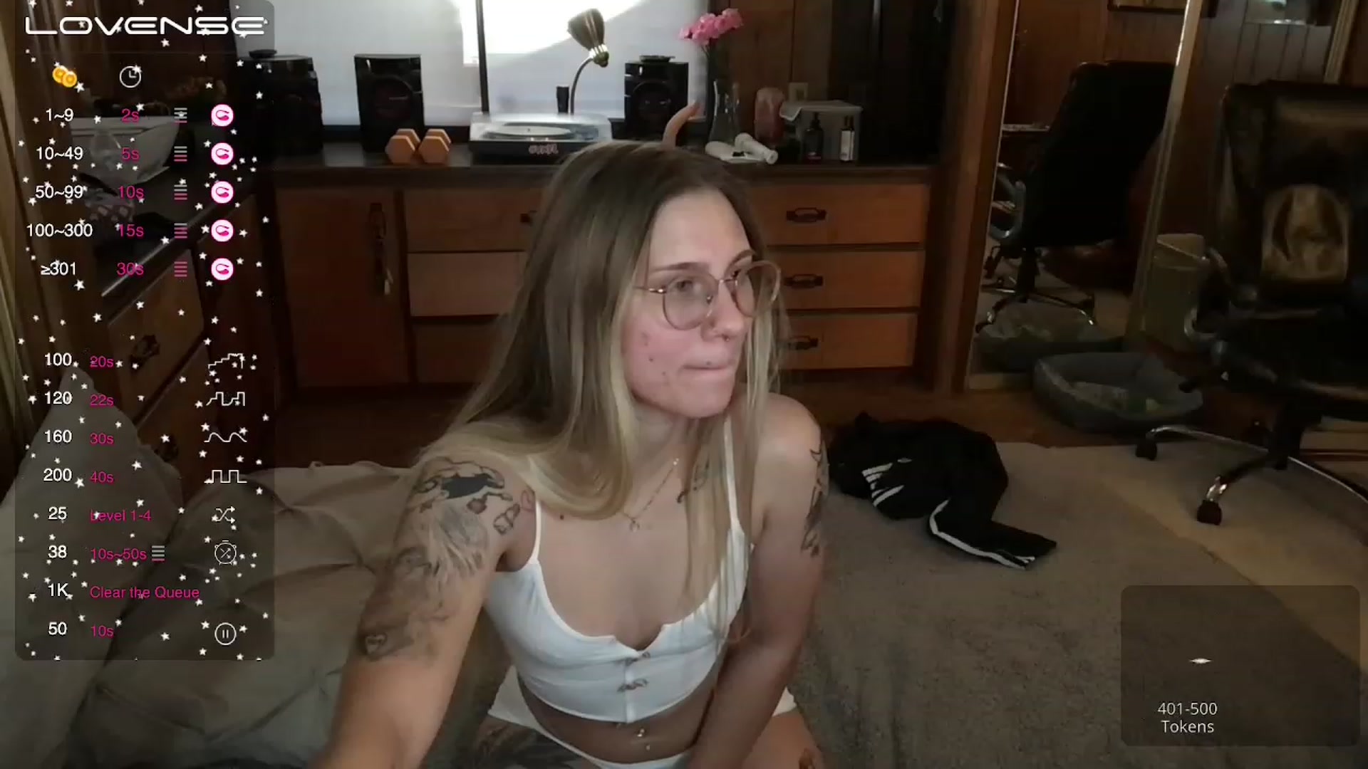 Gallery image thumbnail from Incognitobabe's myfreecams stream on, 11/27/2022, 14:07 image 17 of 20