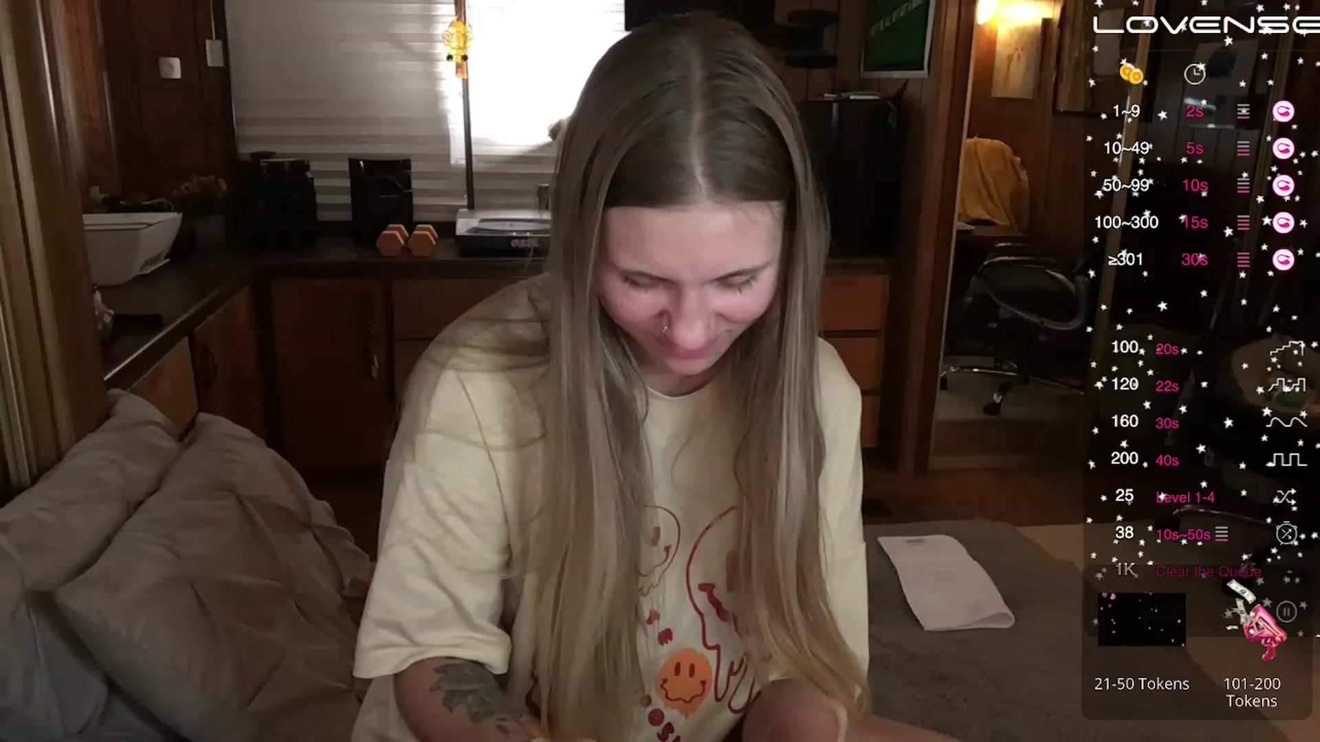 Gallery image thumbnail from Incognitobabe's myfreecams stream on, 11/28/2022, 01:43 image 13 of 20