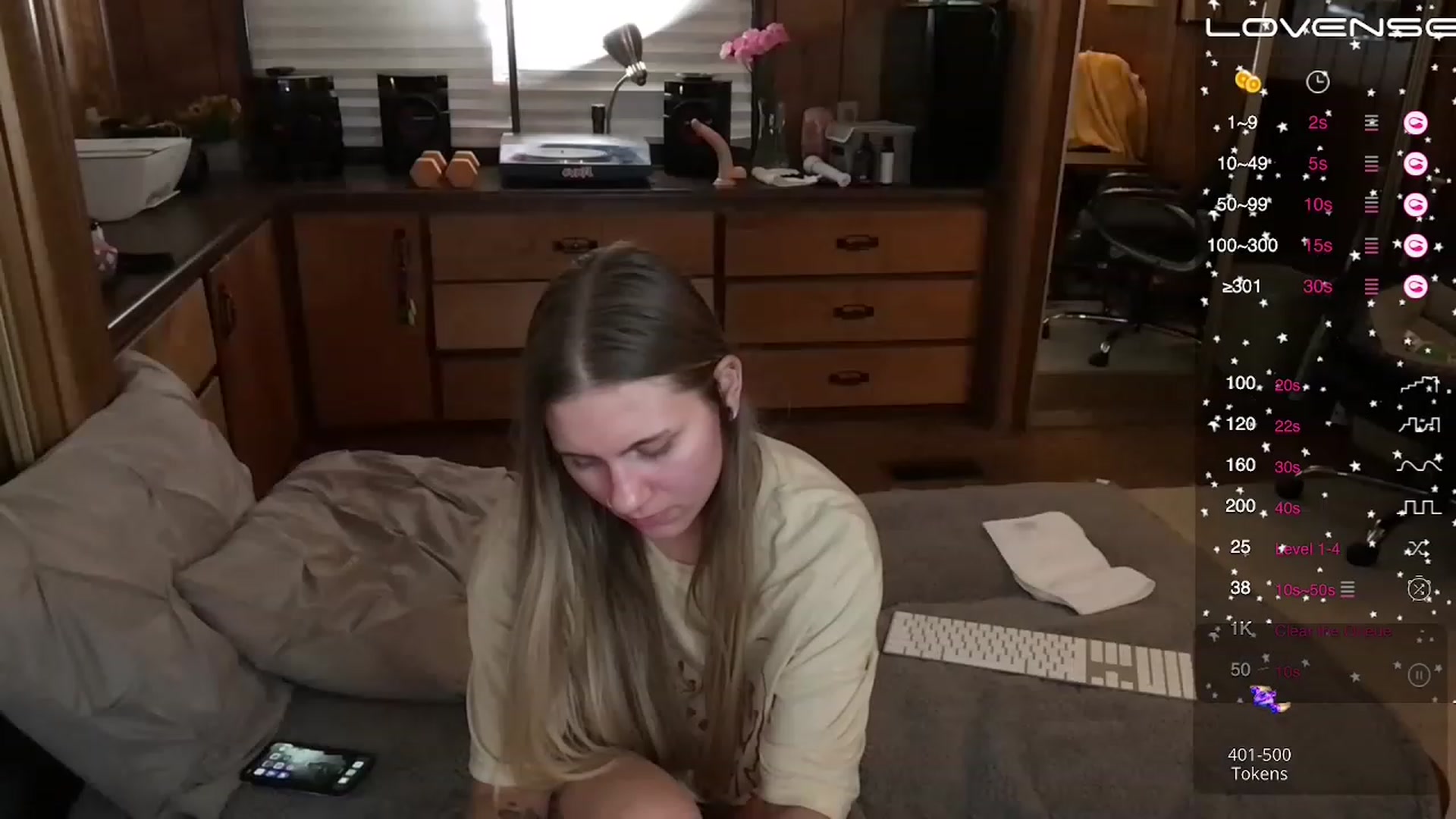 Gallery image thumbnail from Incognitobabe's myfreecams stream on, 11/28/2022, 03:36 image 15 of 20
