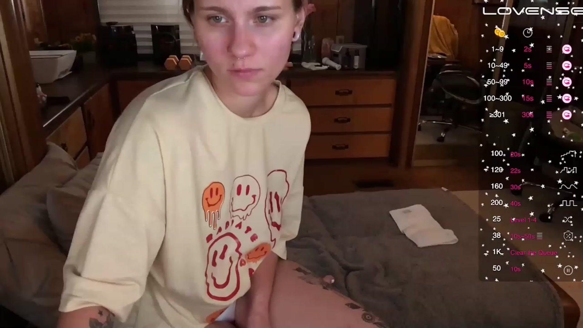 Gallery image thumbnail from Incognitobabe's myfreecams stream on, 11/28/2022, 07:28 image 8 of 20