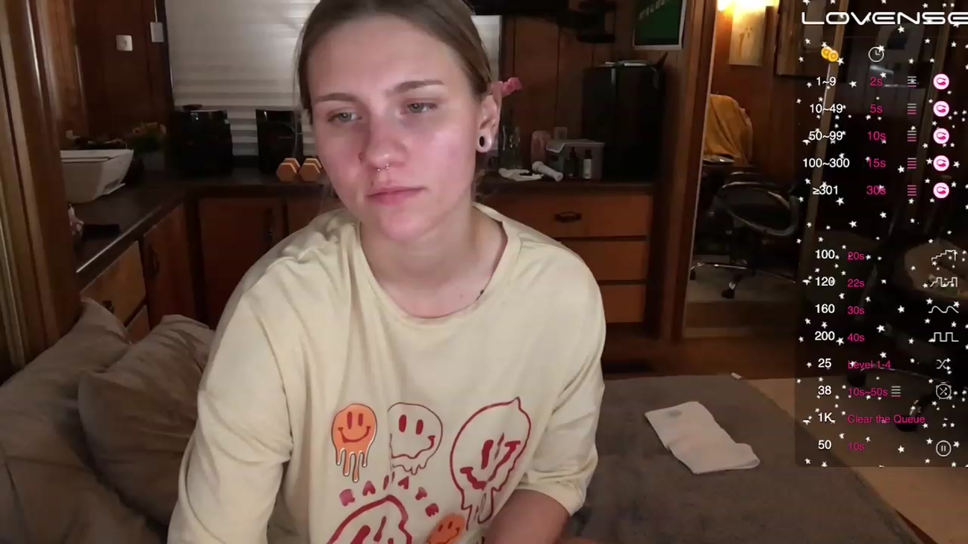 Gallery image thumbnail from Incognitobabe's myfreecams stream on, 11/28/2022, 07:28 image 6 of 20