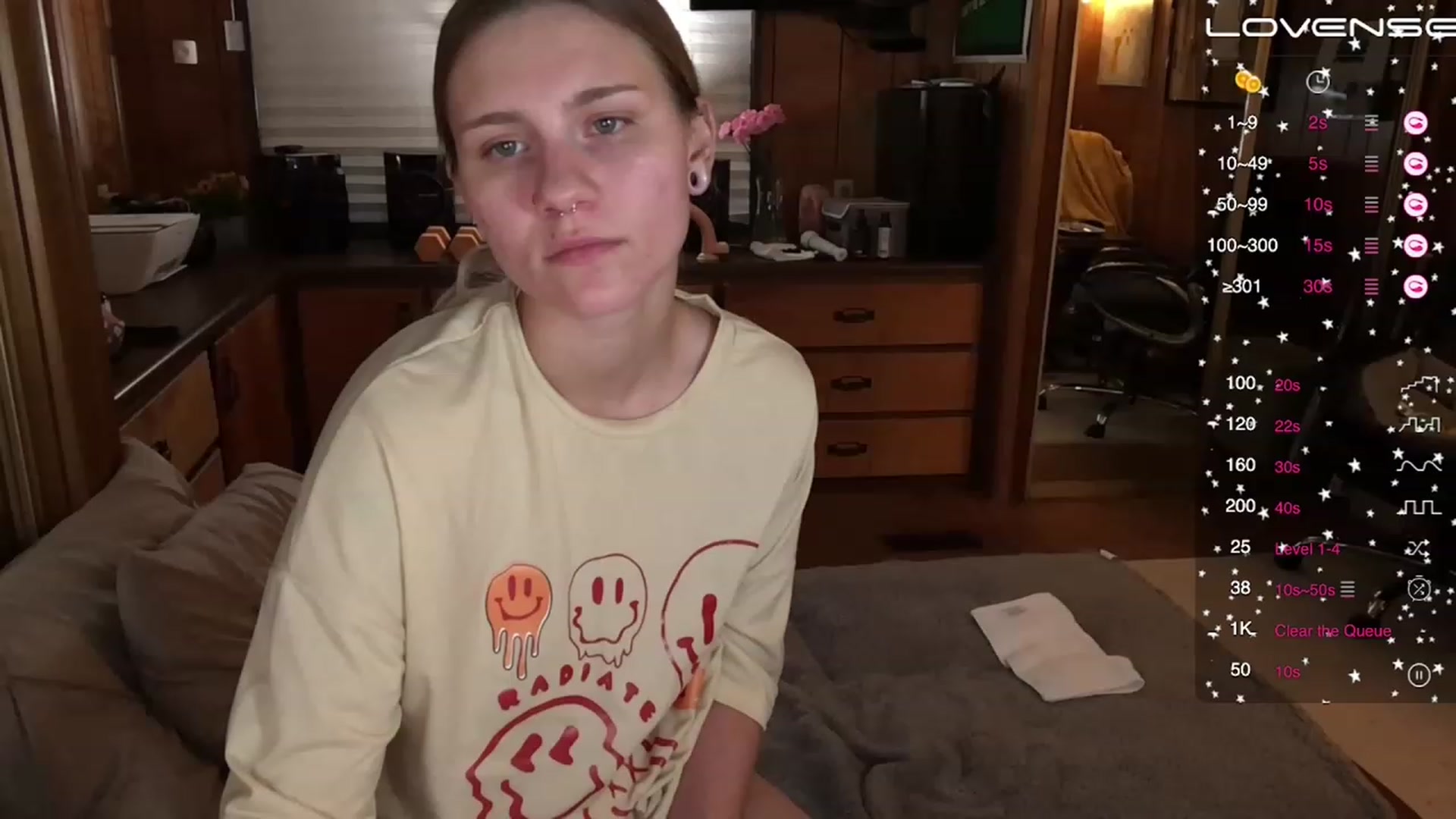 Gallery image thumbnail from Incognitobabe's myfreecams stream on, 11/28/2022, 07:28 image 15 of 20