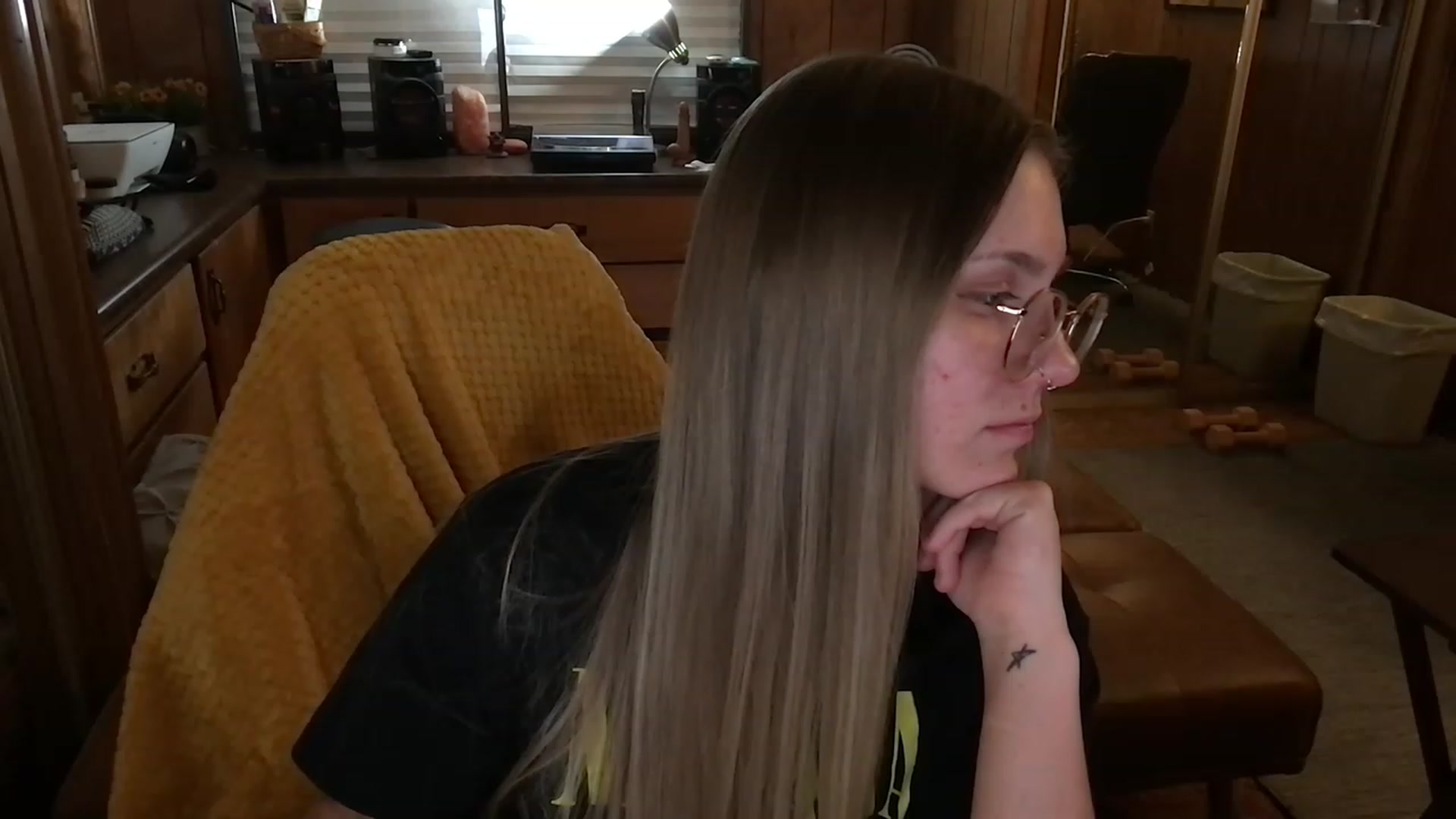 Gallery image thumbnail from Incognitobabe's myfreecams stream on, 01/02/2023, 12:22 image 1 of 20