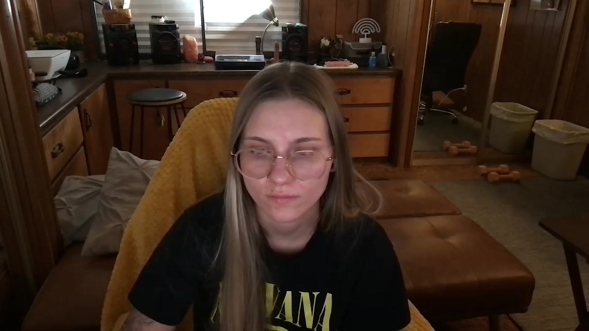 Gallery image thumbnail from Incognitobabe's myfreecams stream on, 01/02/2023, 12:22 image 2 of 20