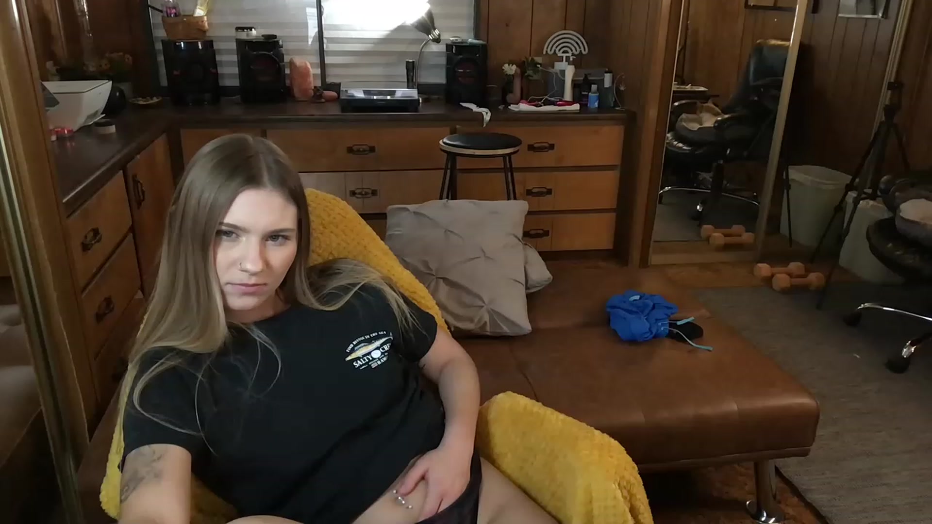 Gallery image thumbnail from Incognitobabe's myfreecams stream on, 01/08/2023, 12:19 image 8 of 20