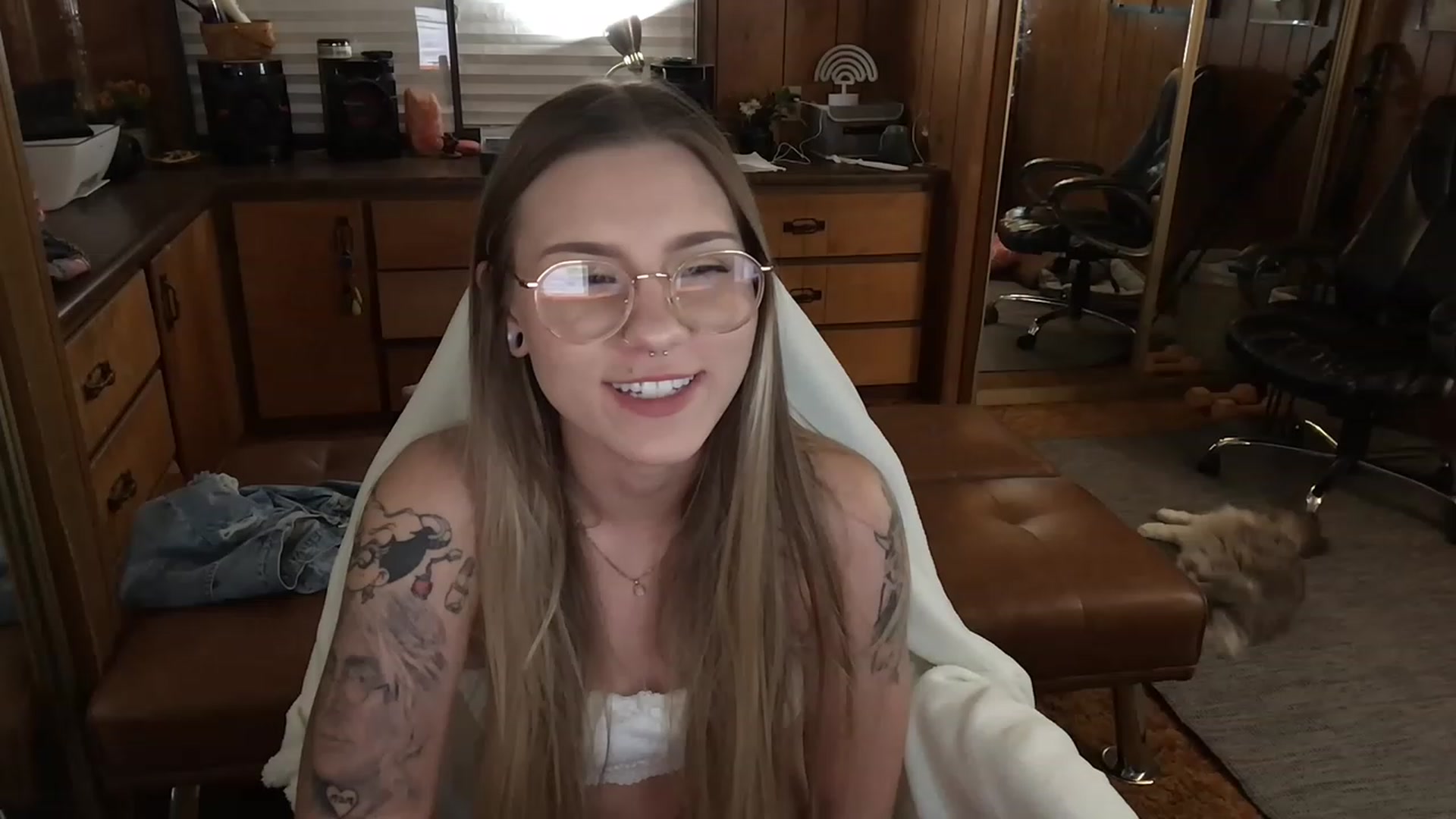 Gallery image thumbnail from Incognitobabe's myfreecams stream on, 01/22/2023, 13:05 image 5 of 20