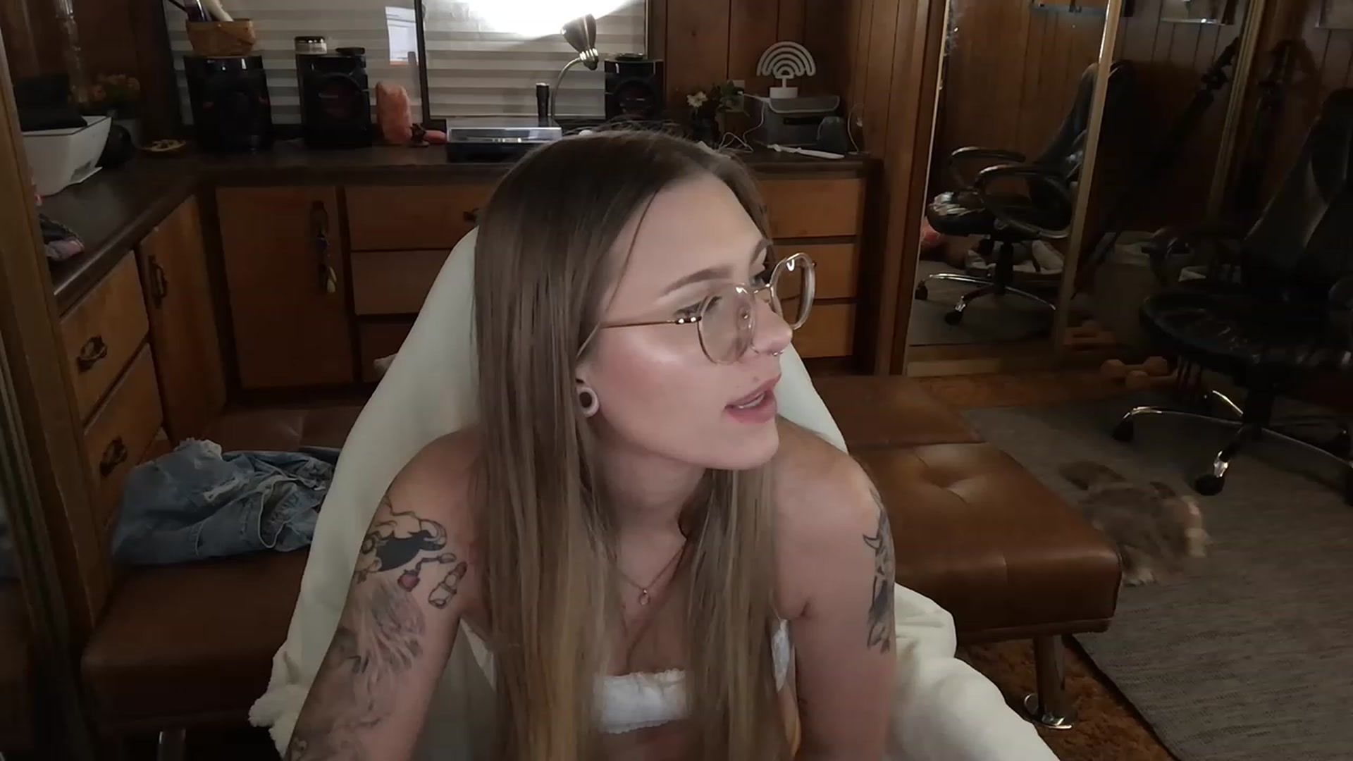 Gallery image thumbnail from Incognitobabe's myfreecams stream on, 01/22/2023, 13:05 image 8 of 20