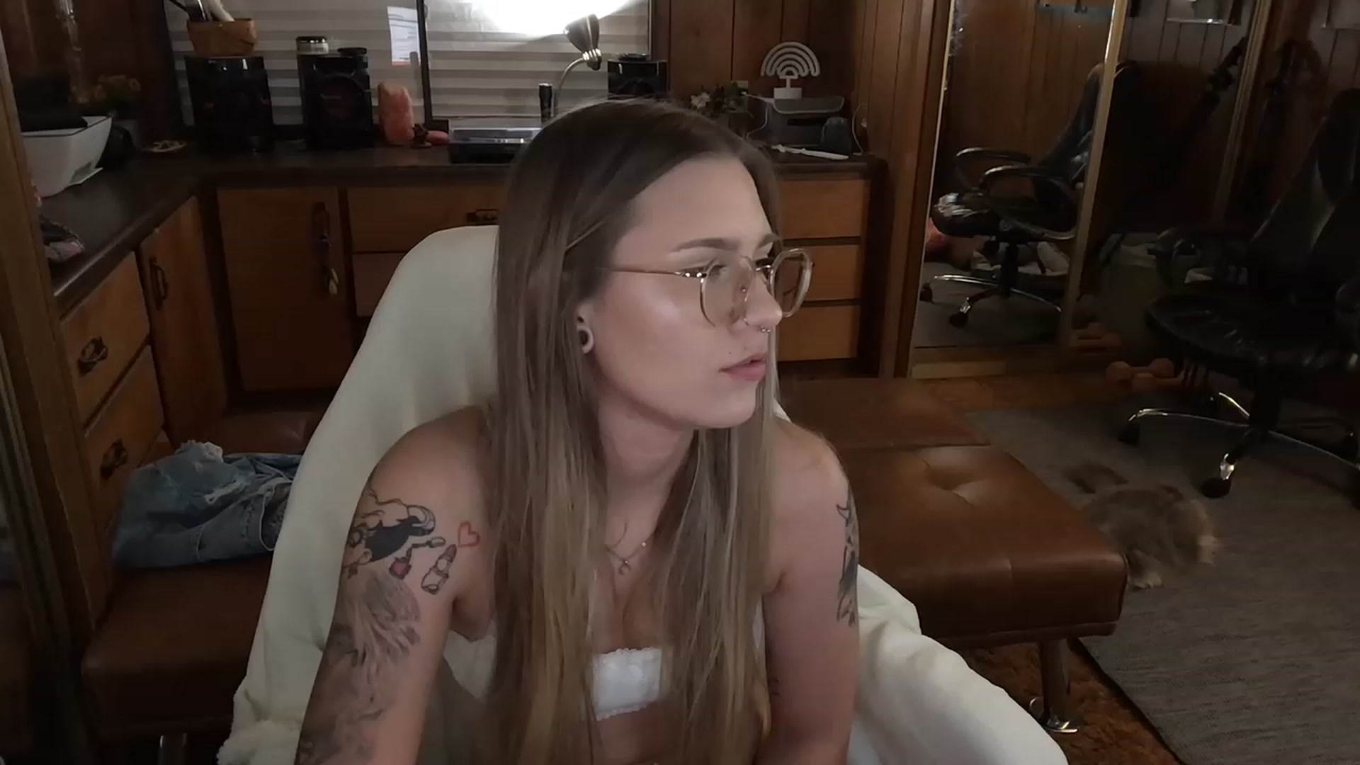 Gallery image thumbnail from Incognitobabe's myfreecams stream on, 01/22/2023, 13:05 image 7 of 20
