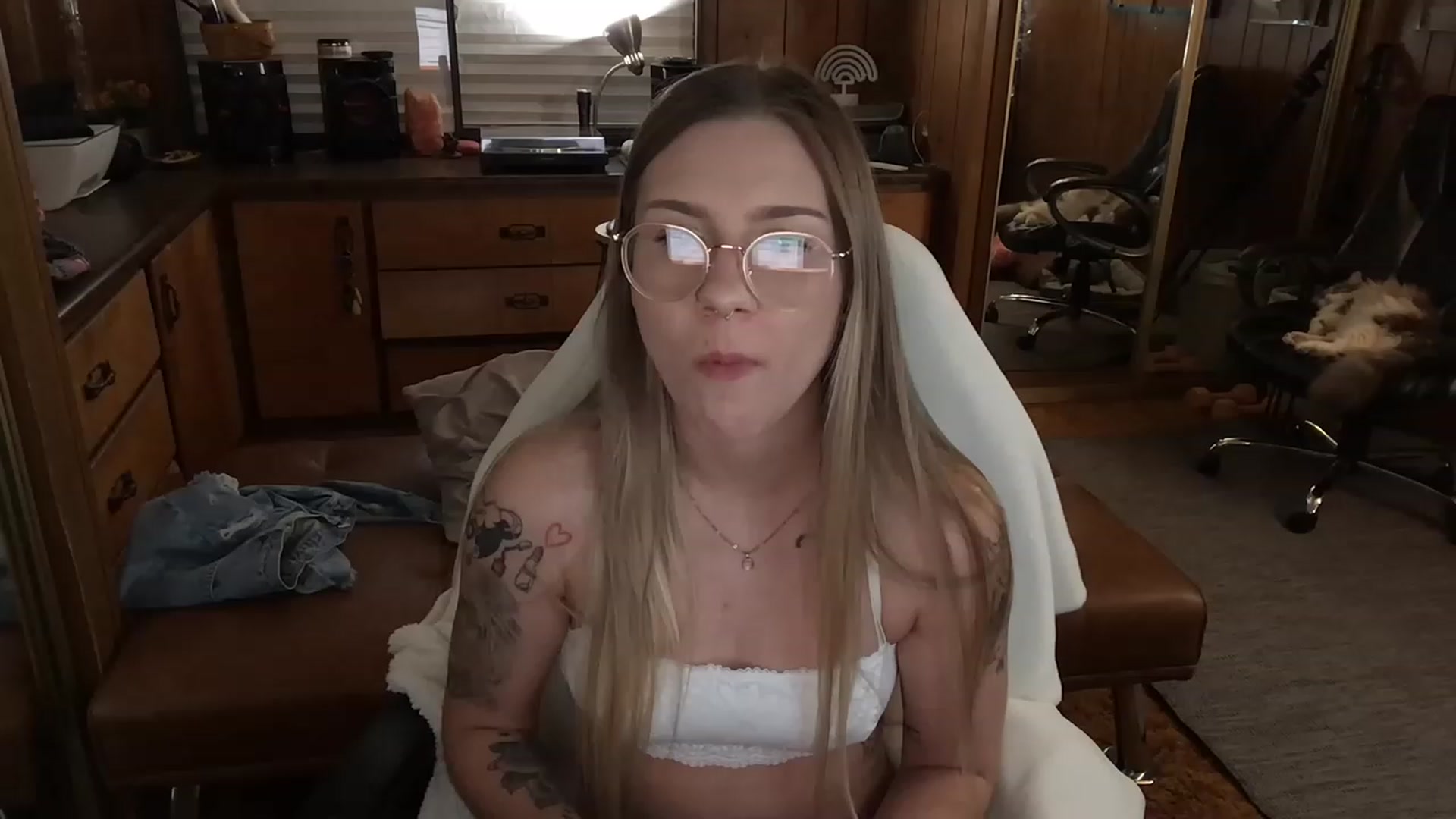 Gallery image thumbnail from Incognitobabe's myfreecams stream on, 01/22/2023, 13:05 image 2 of 20