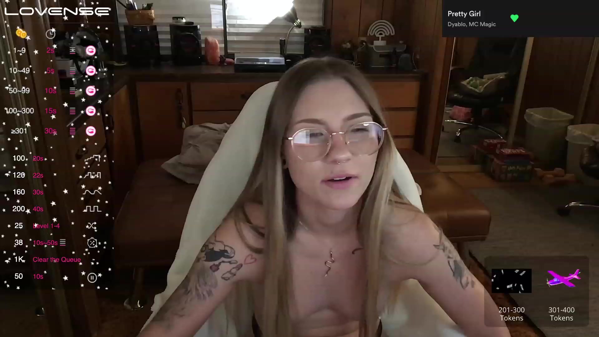 Gallery image thumbnail from Incognitobabe's myfreecams stream on, 02/12/2023, 12:31 image 3 of 20