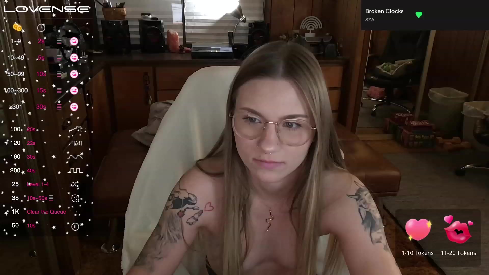 Gallery image thumbnail from Incognitobabe's myfreecams stream on, 02/12/2023, 12:31 image 15 of 20