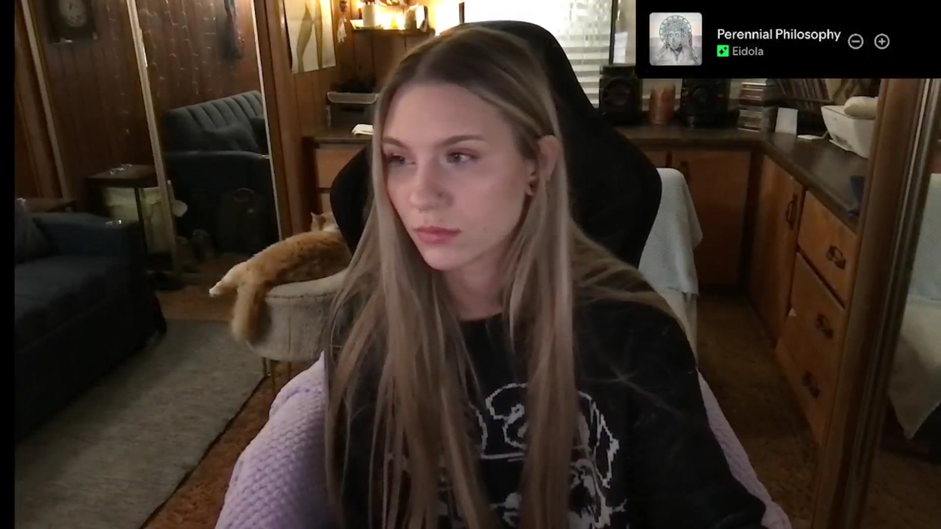 Gallery image thumbnail from Incognitobabe's myfreecams stream on, 12/25/2024, 08:56 image 2 of 20