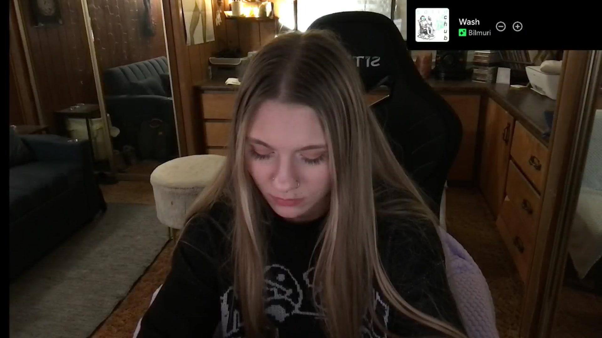 Gallery image thumbnail from Incognitobabe's myfreecams stream on, 12/25/2024, 08:56 image 15 of 20