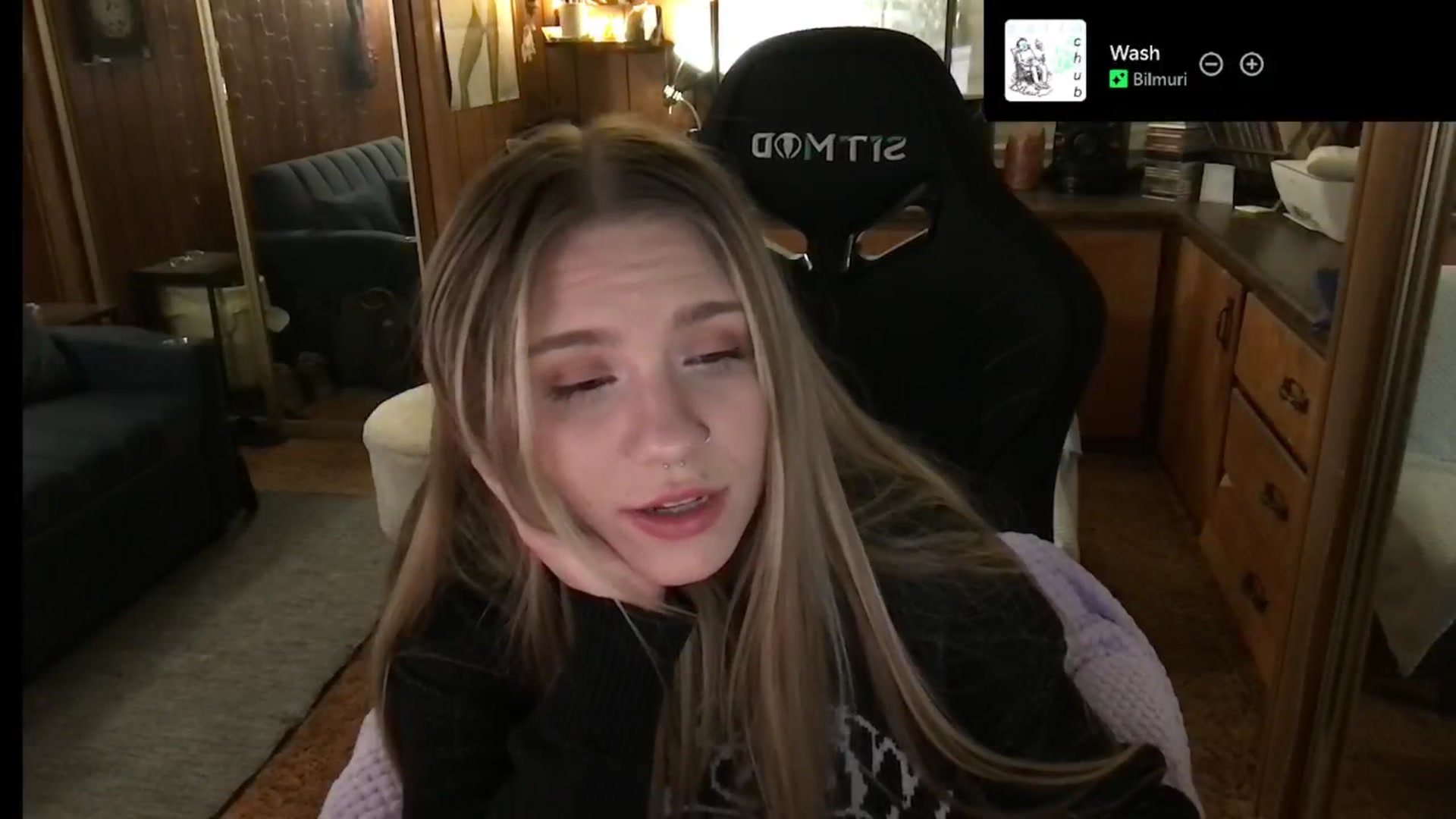 Gallery image thumbnail from Incognitobabe's myfreecams stream on, 12/25/2024, 08:56 image 16 of 20