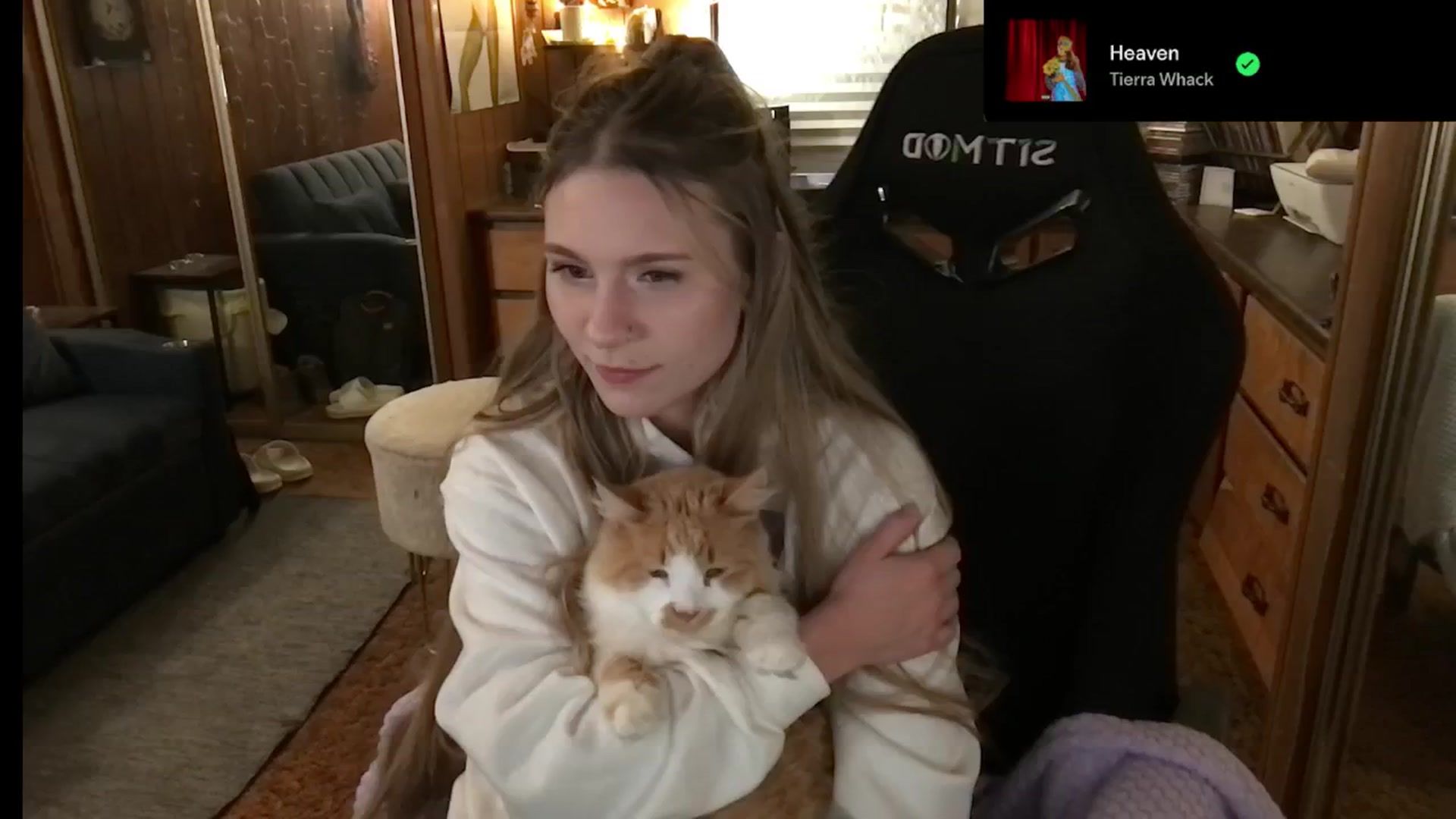 Gallery image thumbnail from Incognitobabe's myfreecams stream on, 12/26/2024, 06:45 image 20 of 20