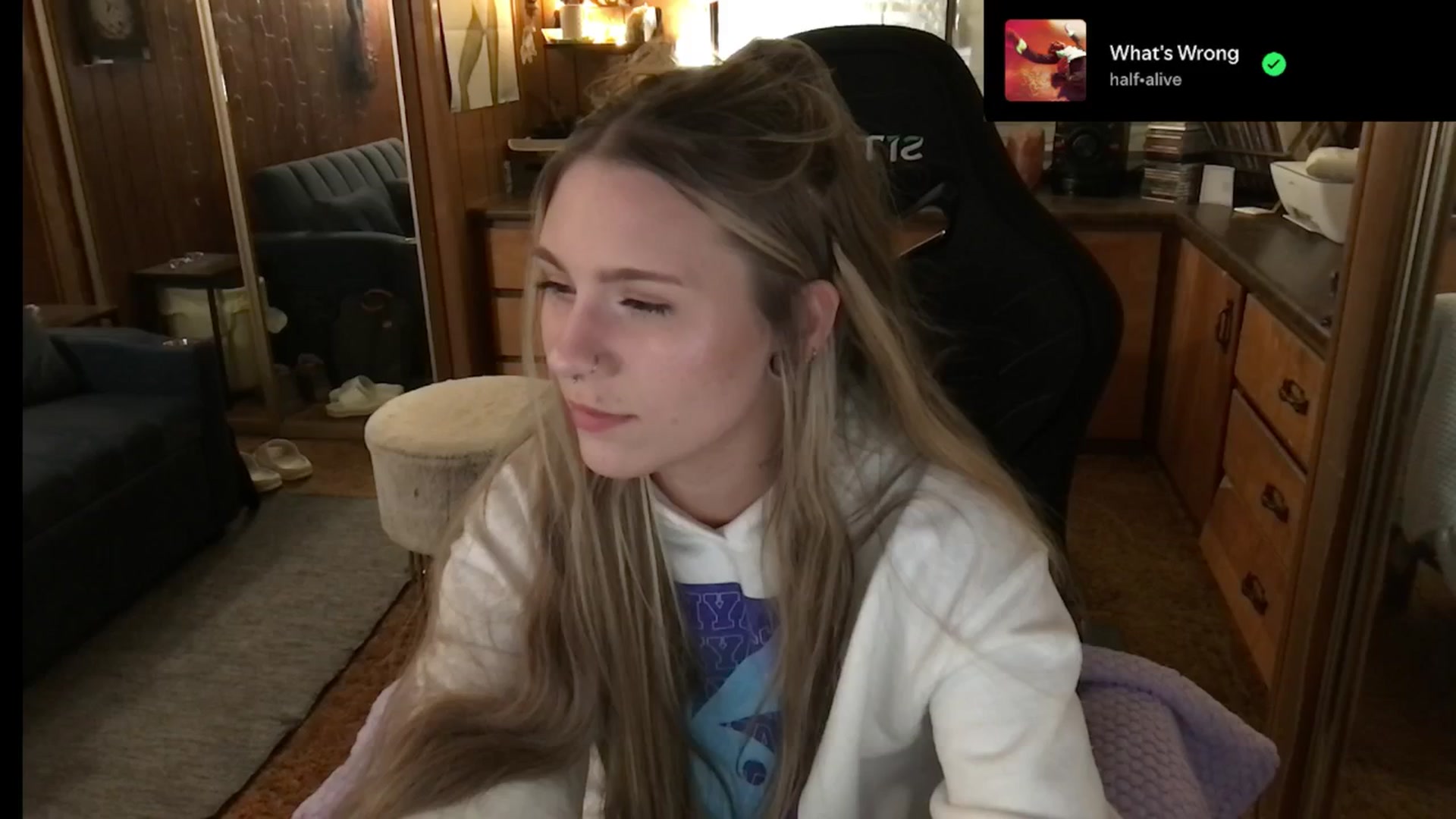 Gallery image thumbnail from Incognitobabe's myfreecams stream on, 12/26/2024, 06:45 image 5 of 20