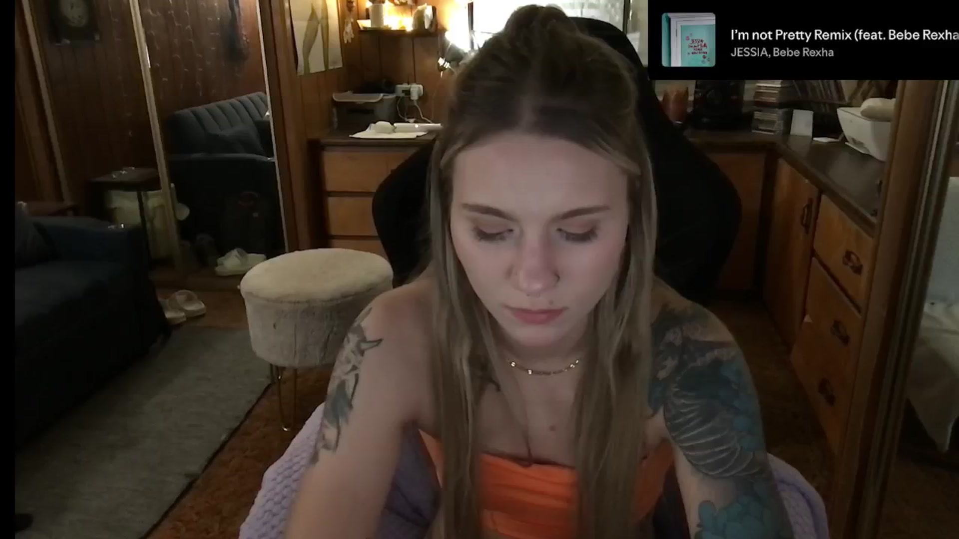 Gallery image thumbnail from Incognitobabe's myfreecams stream on, 12/26/2024, 09:44 image 13 of 20