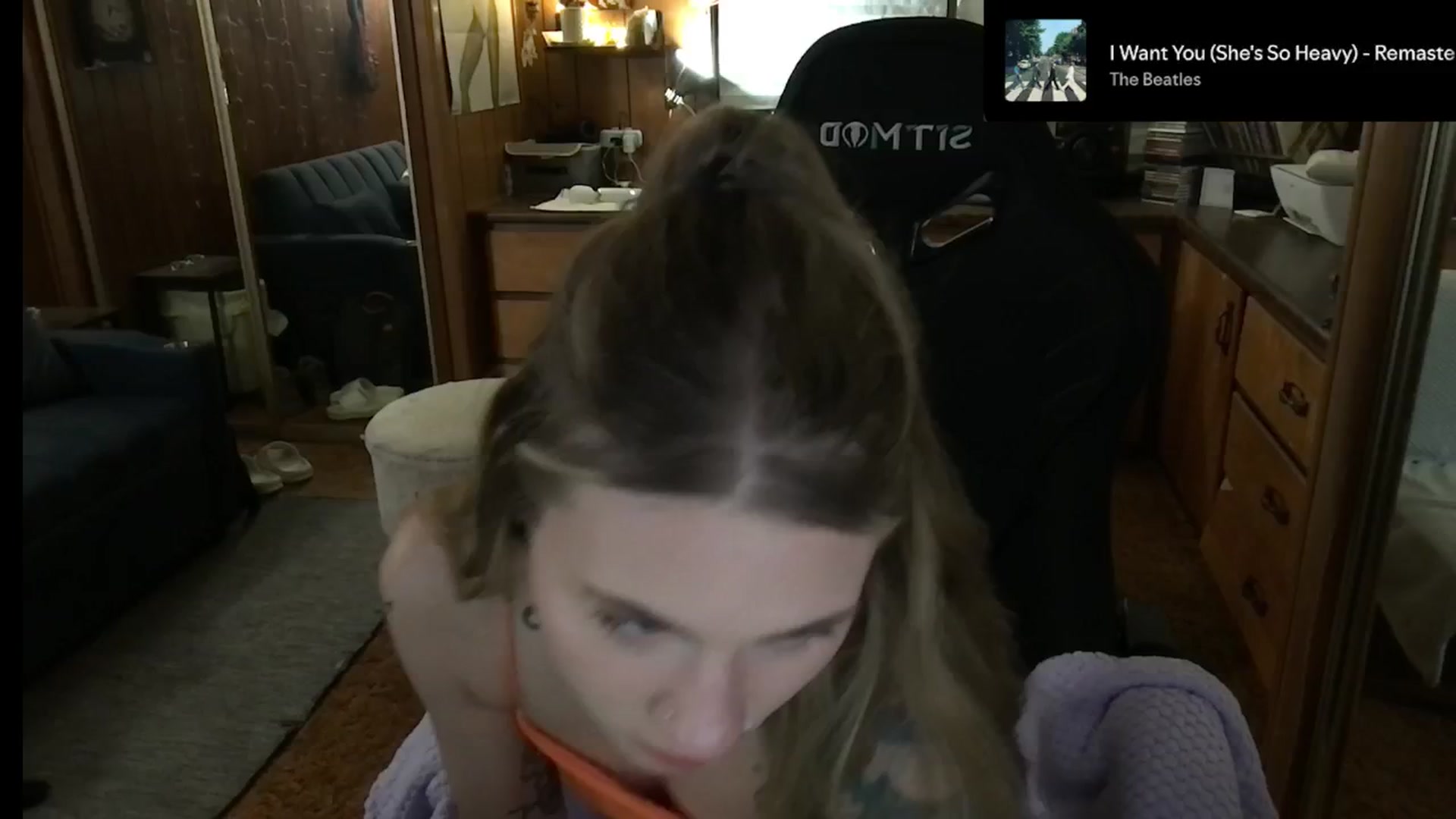 Gallery image thumbnail from Incognitobabe's myfreecams stream on, 12/26/2024, 09:44 image 10 of 20