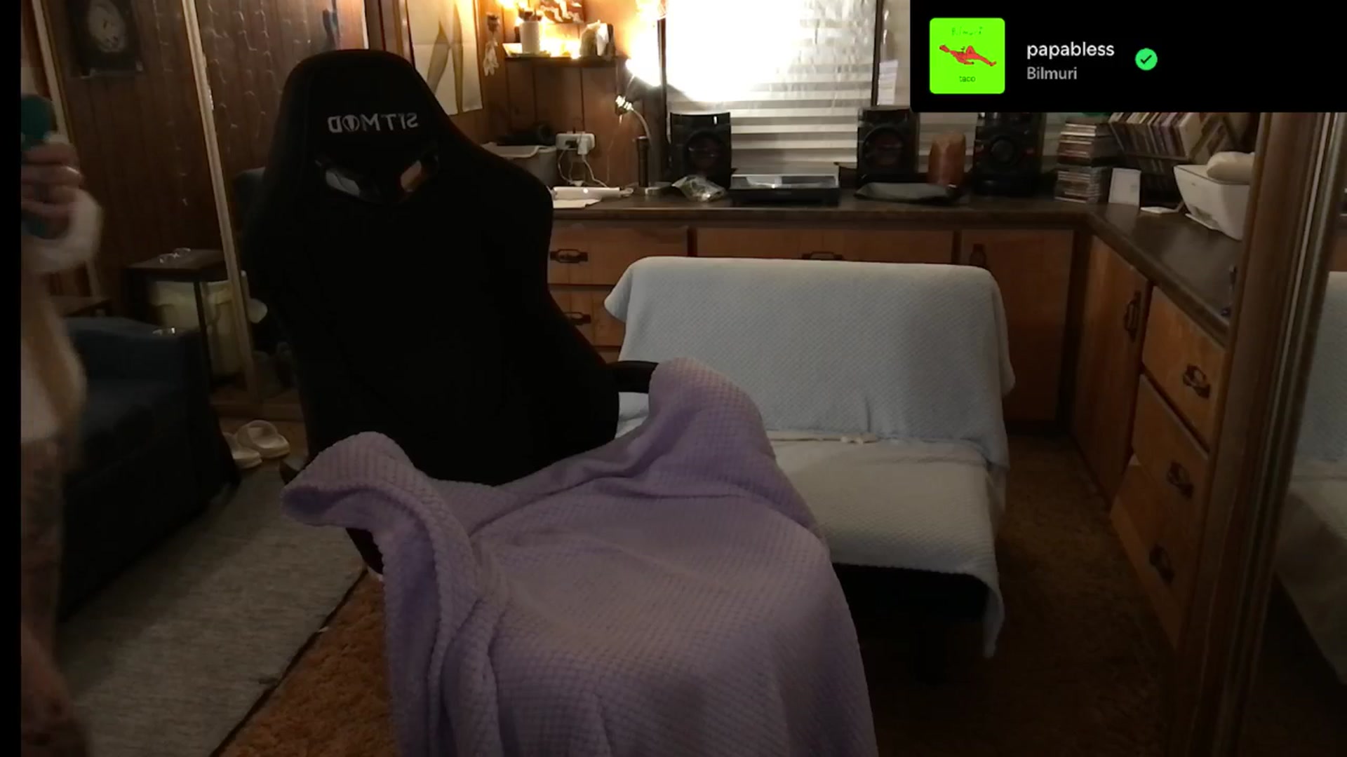 Gallery image thumbnail from Incognitobabe's myfreecams stream on, 12/26/2024, 11:18 image 12 of 20