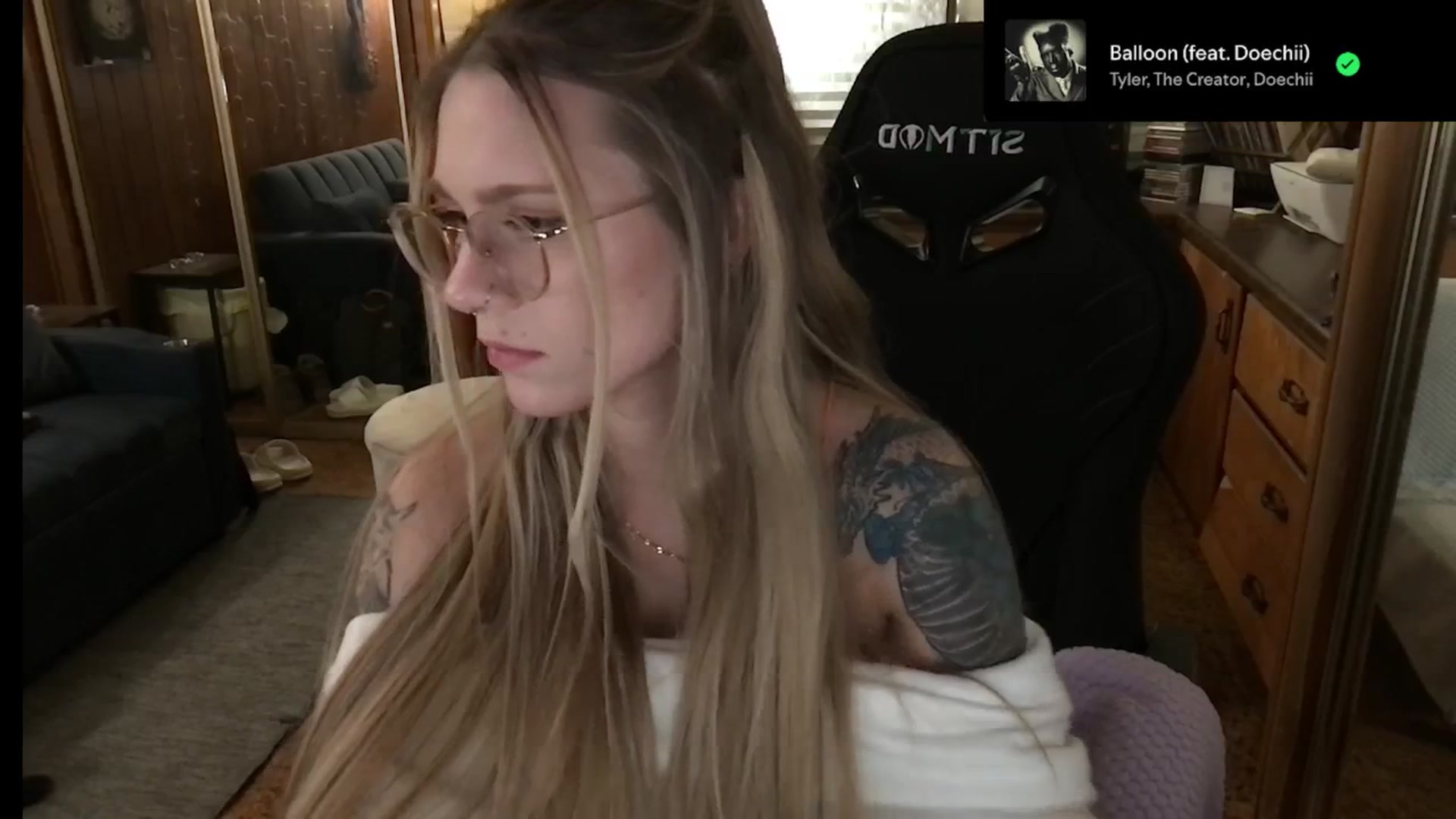 Gallery image thumbnail from Incognitobabe's myfreecams stream on, 12/26/2024, 11:18 image 4 of 20