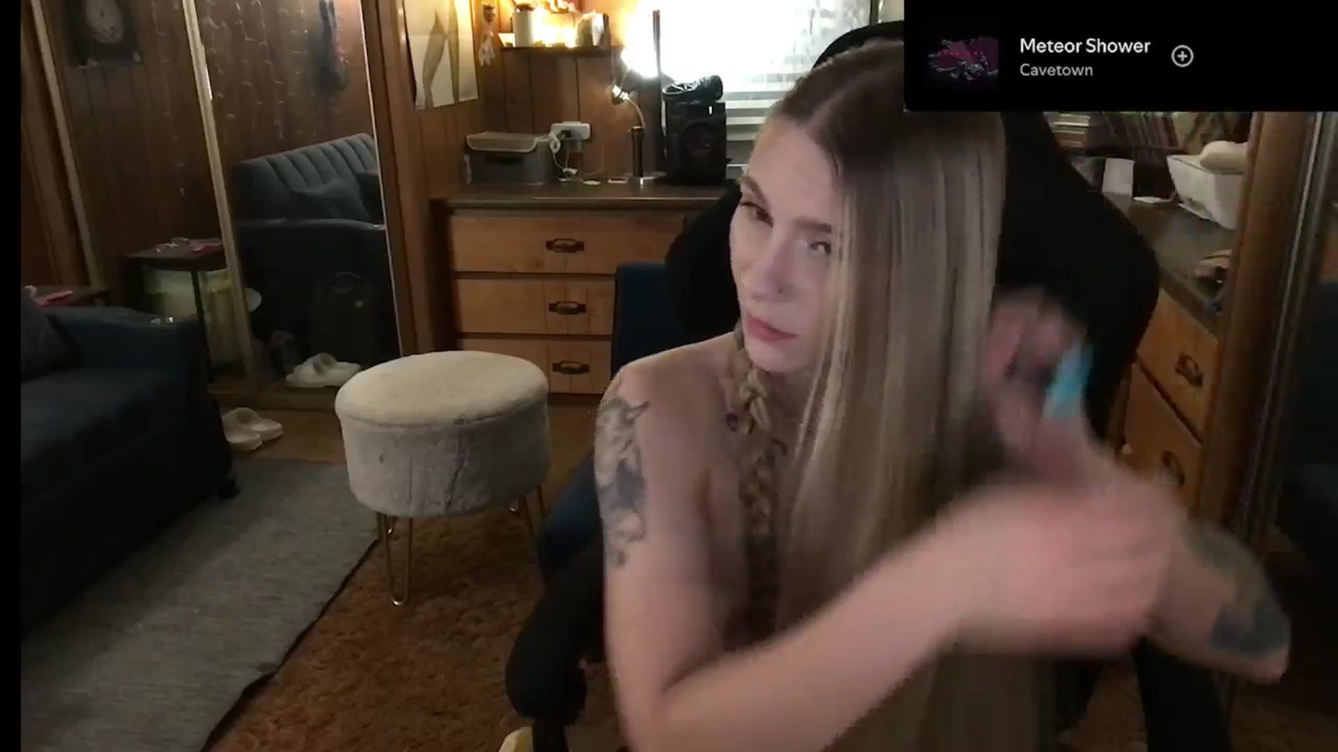 Gallery image thumbnail from Incognitobabe's myfreecams stream on, 12/27/2024, 11:03 image 19 of 20