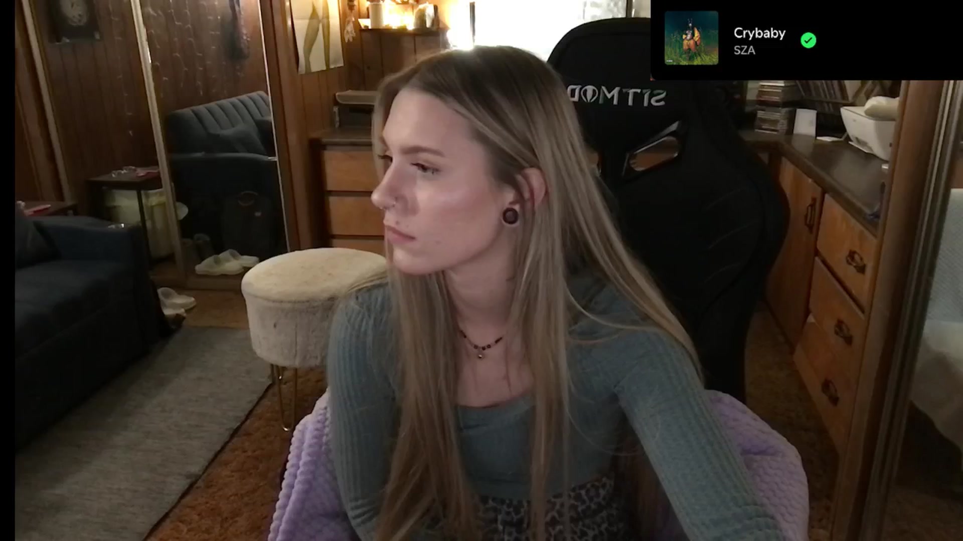 Gallery image thumbnail from Incognitobabe's myfreecams stream on, 12/28/2024, 09:28 image 2 of 20