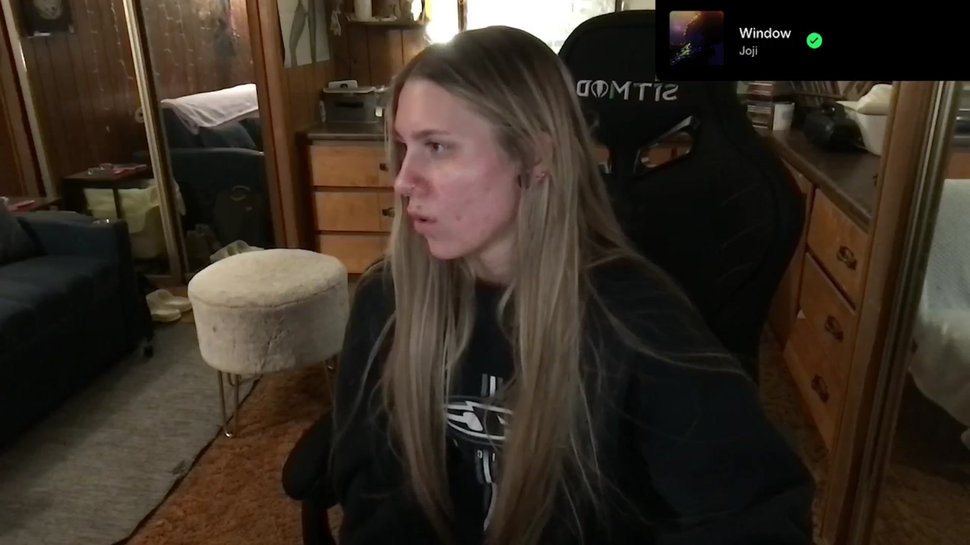Gallery image thumbnail from Incognitobabe's myfreecams stream on, 12/30/2024, 10:17 image 12 of 20
