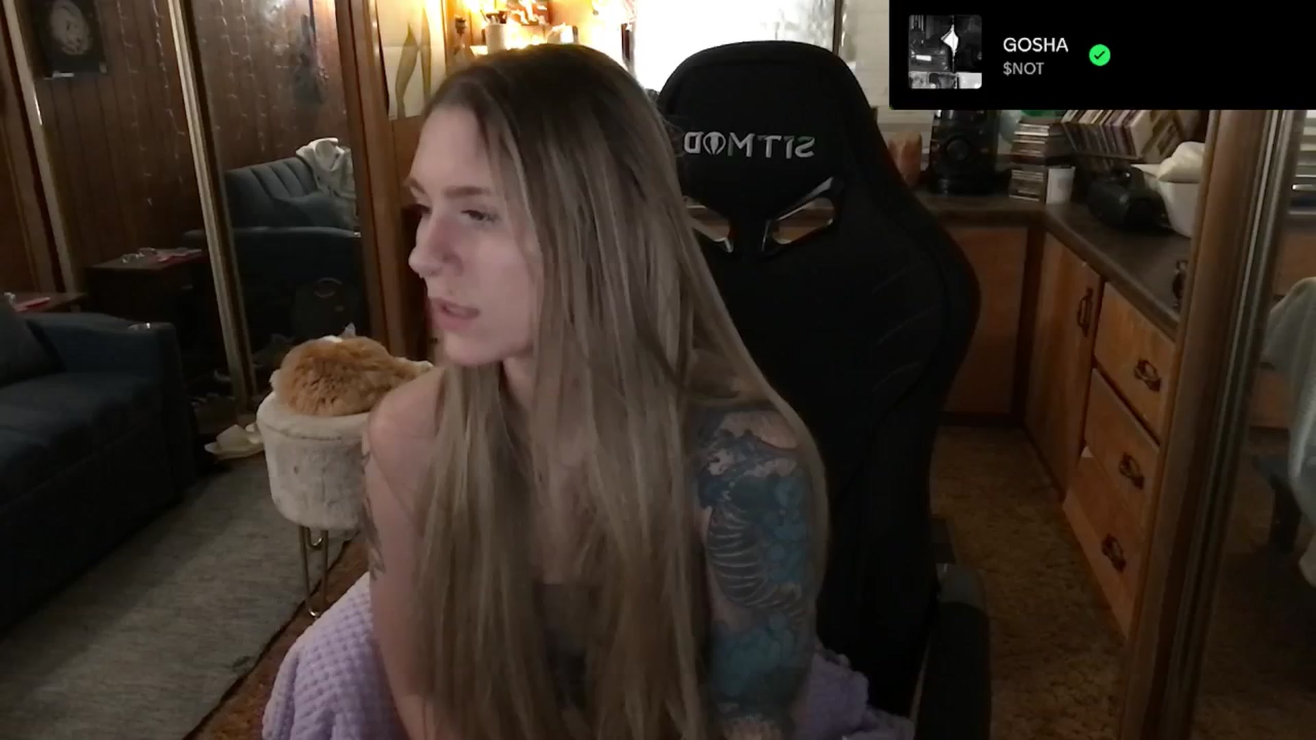 Gallery image thumbnail from Incognitobabe's myfreecams stream on, 12/31/2024, 09:39 image 2 of 20