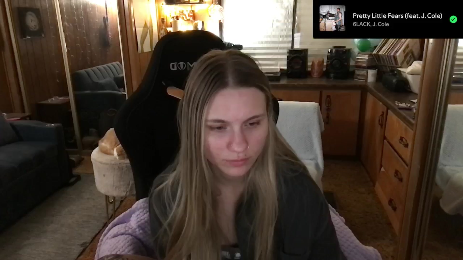 Gallery image thumbnail from Incognitobabe's myfreecams stream on, 01/01/2025, 12:24 image 14 of 20