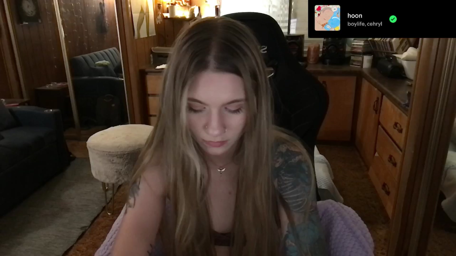 Gallery image thumbnail from Incognitobabe's myfreecams stream on, 01/03/2025, 11:53 image 6 of 20