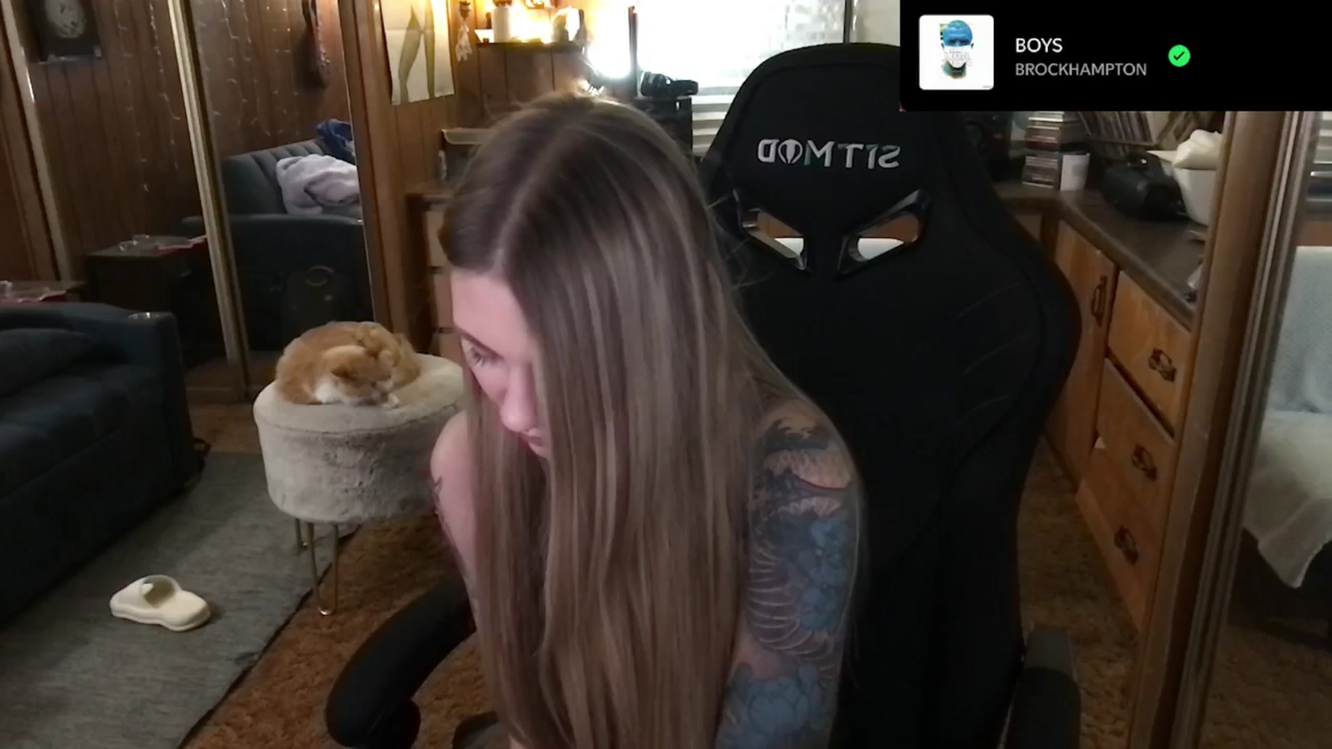 Gallery image thumbnail from Incognitobabe's myfreecams stream on, 01/06/2025, 10:27 image 7 of 20
