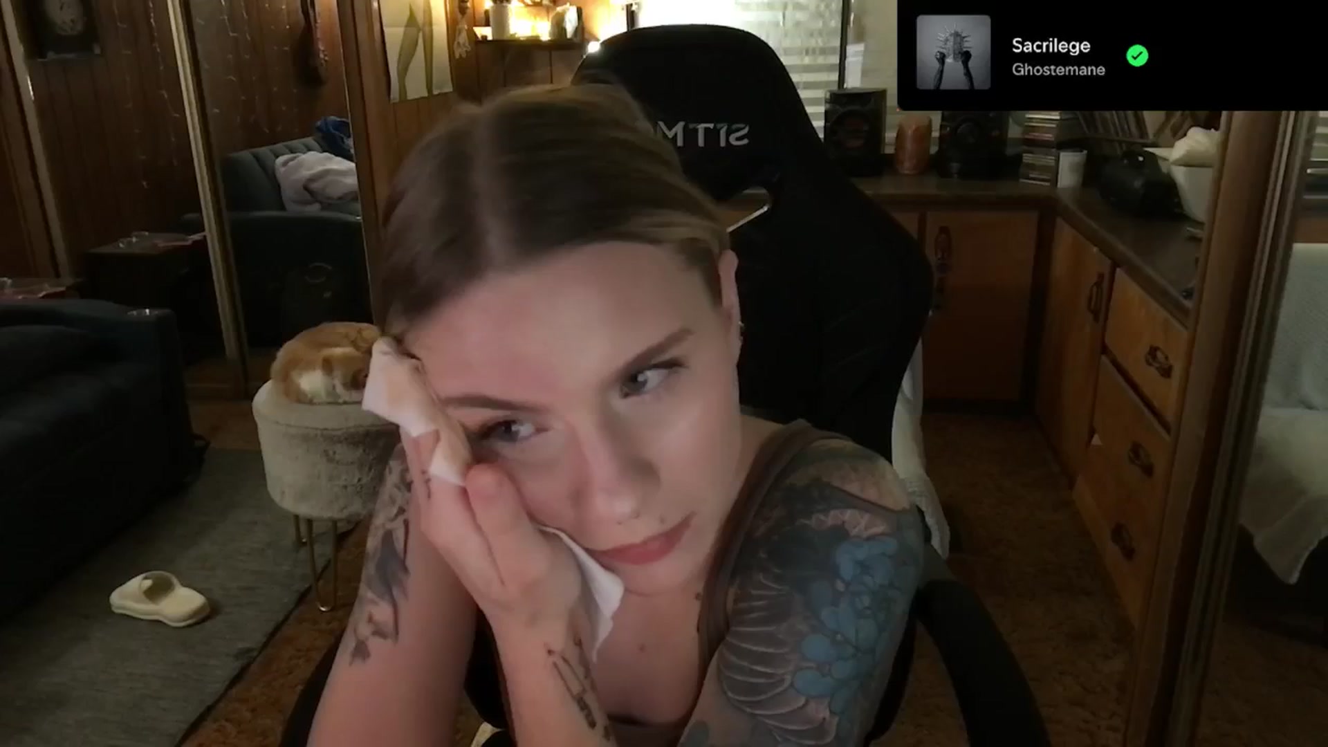 Gallery image thumbnail from Incognitobabe's myfreecams stream on, 01/06/2025, 10:27 image 12 of 20