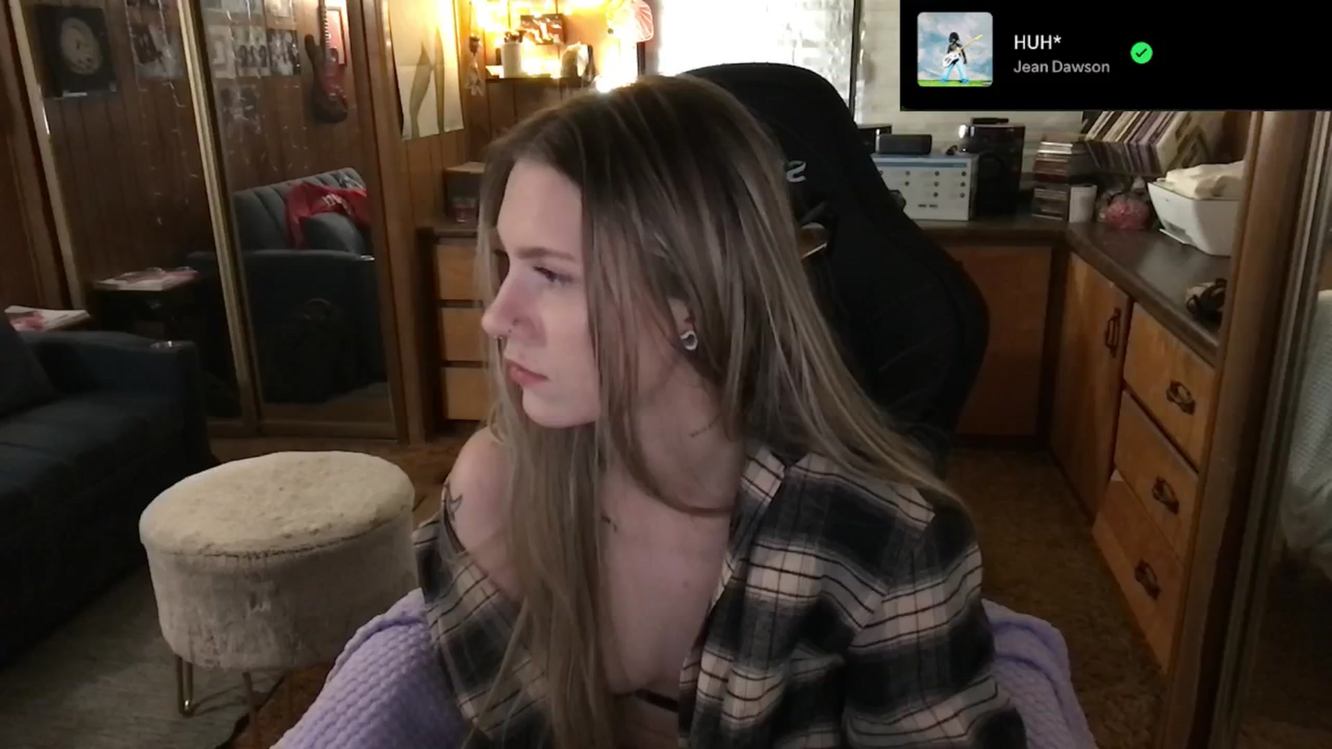 Gallery image thumbnail from Incognitobabe's myfreecams stream on, 02/18/2025, 10:26 image 4 of 20