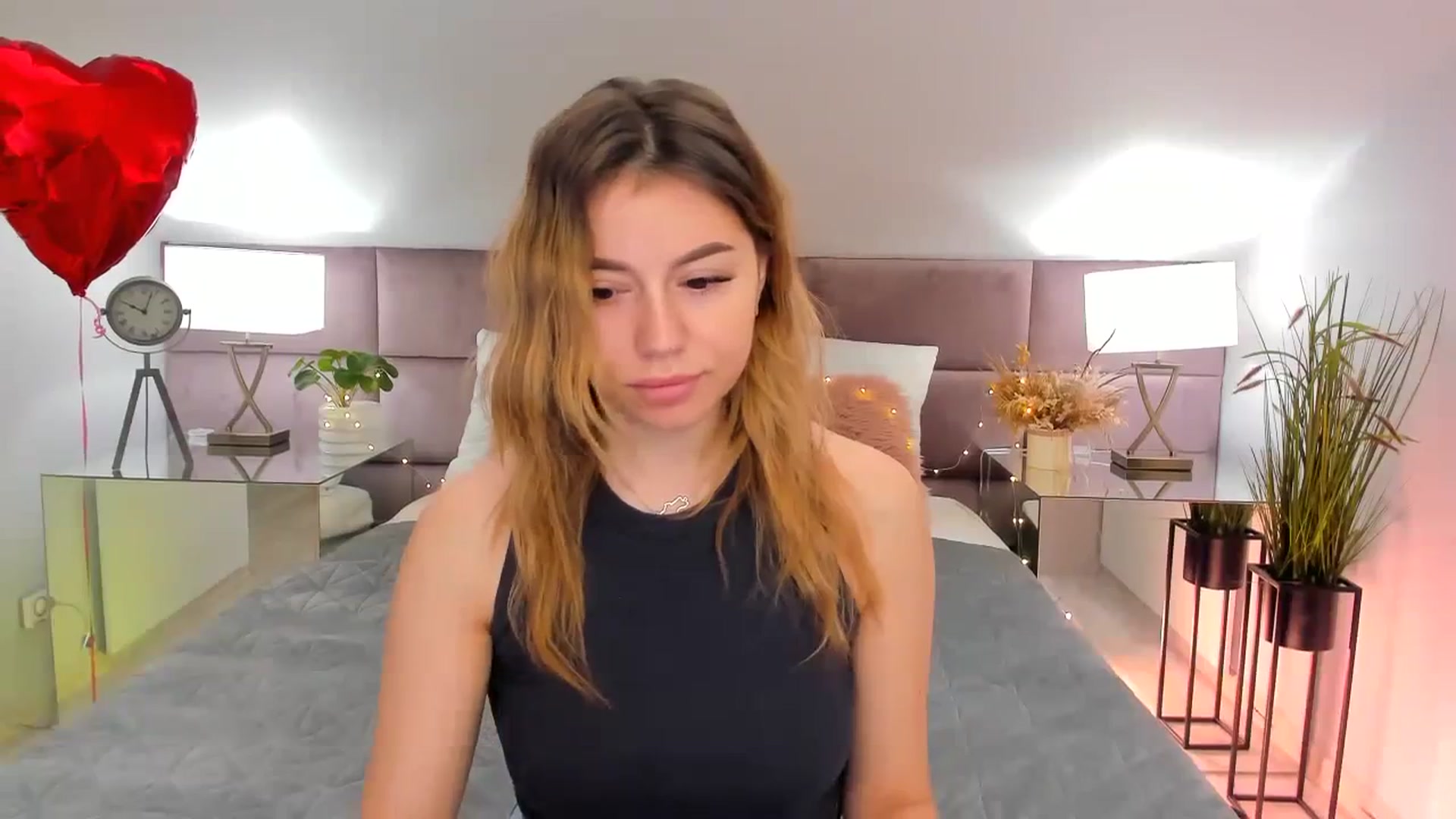 Gallery image thumbnail from Incredible_BB's myfreecams stream on, 03/06/2024, 08:12 image 16 of 20