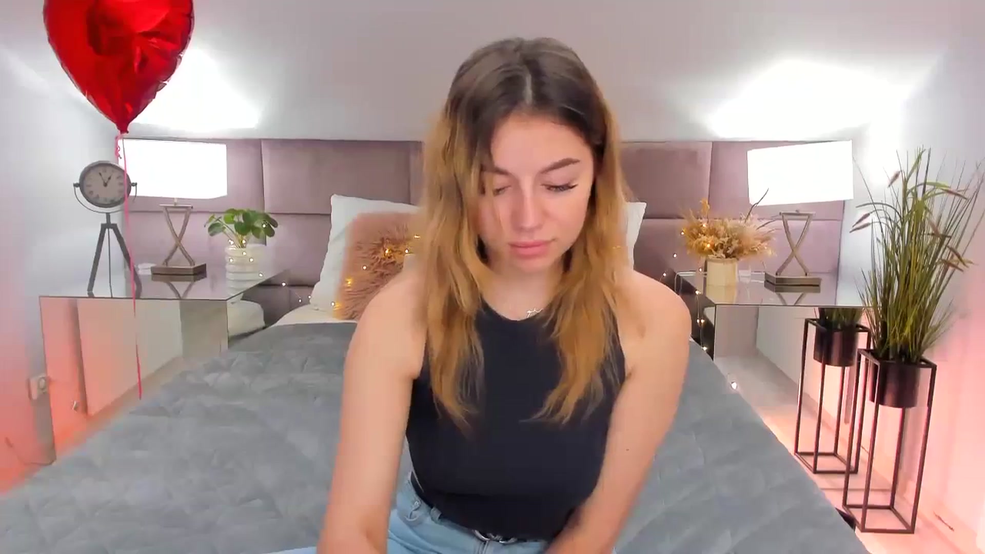 Gallery image thumbnail from Incredible_BB's myfreecams stream on, 03/06/2024, 11:15 image 6 of 20
