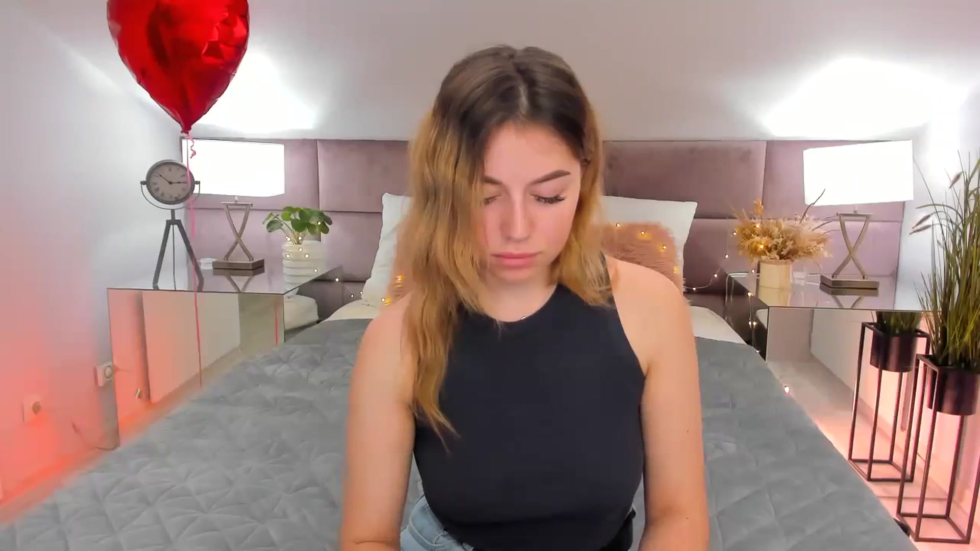 Gallery image thumbnail from Incredible_BB's myfreecams stream on, 03/06/2024, 13:02 image 17 of 20