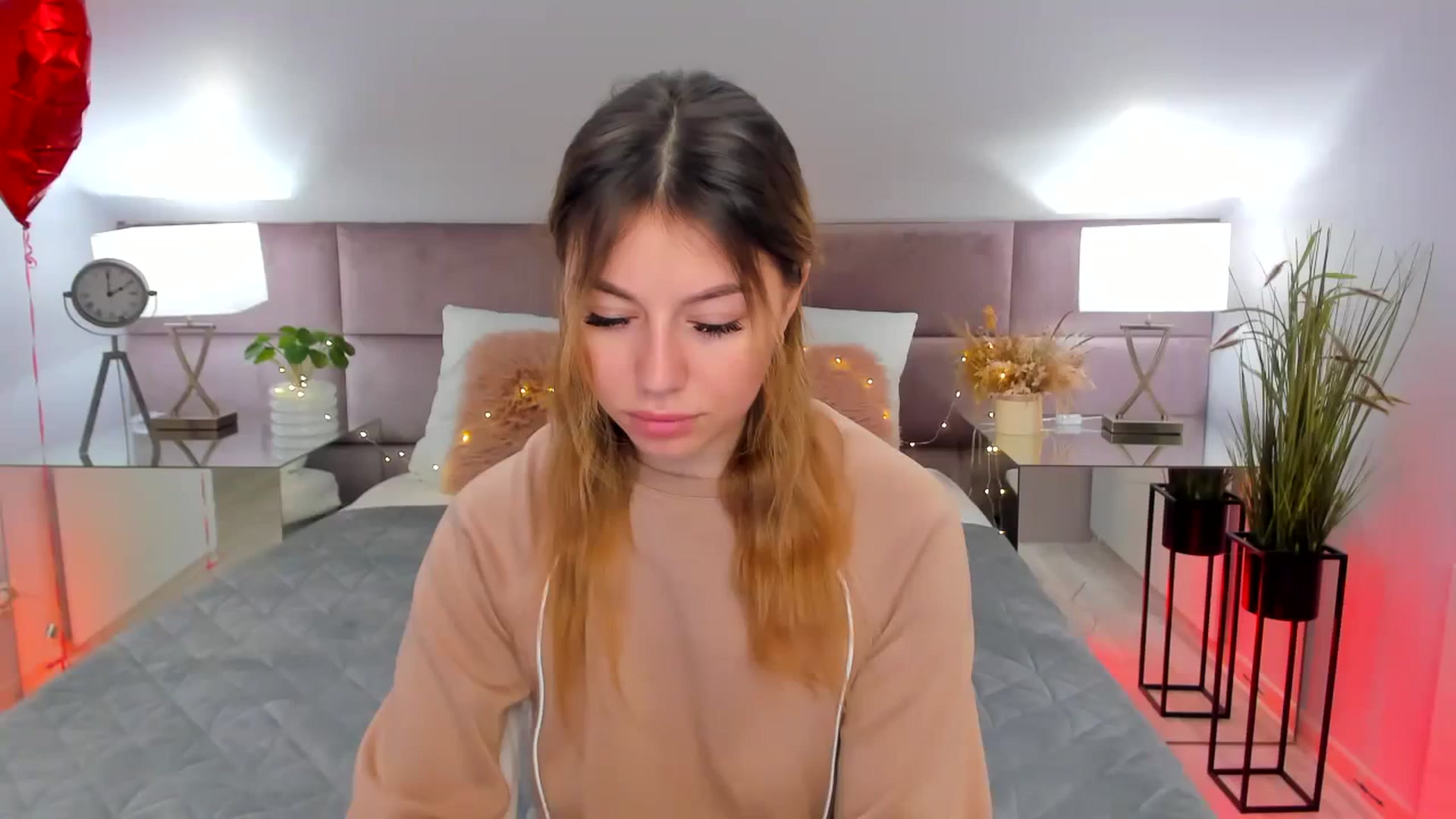 Gallery image thumbnail from Incredible_BB's myfreecams stream on, 03/08/2024, 12:11 image 18 of 20