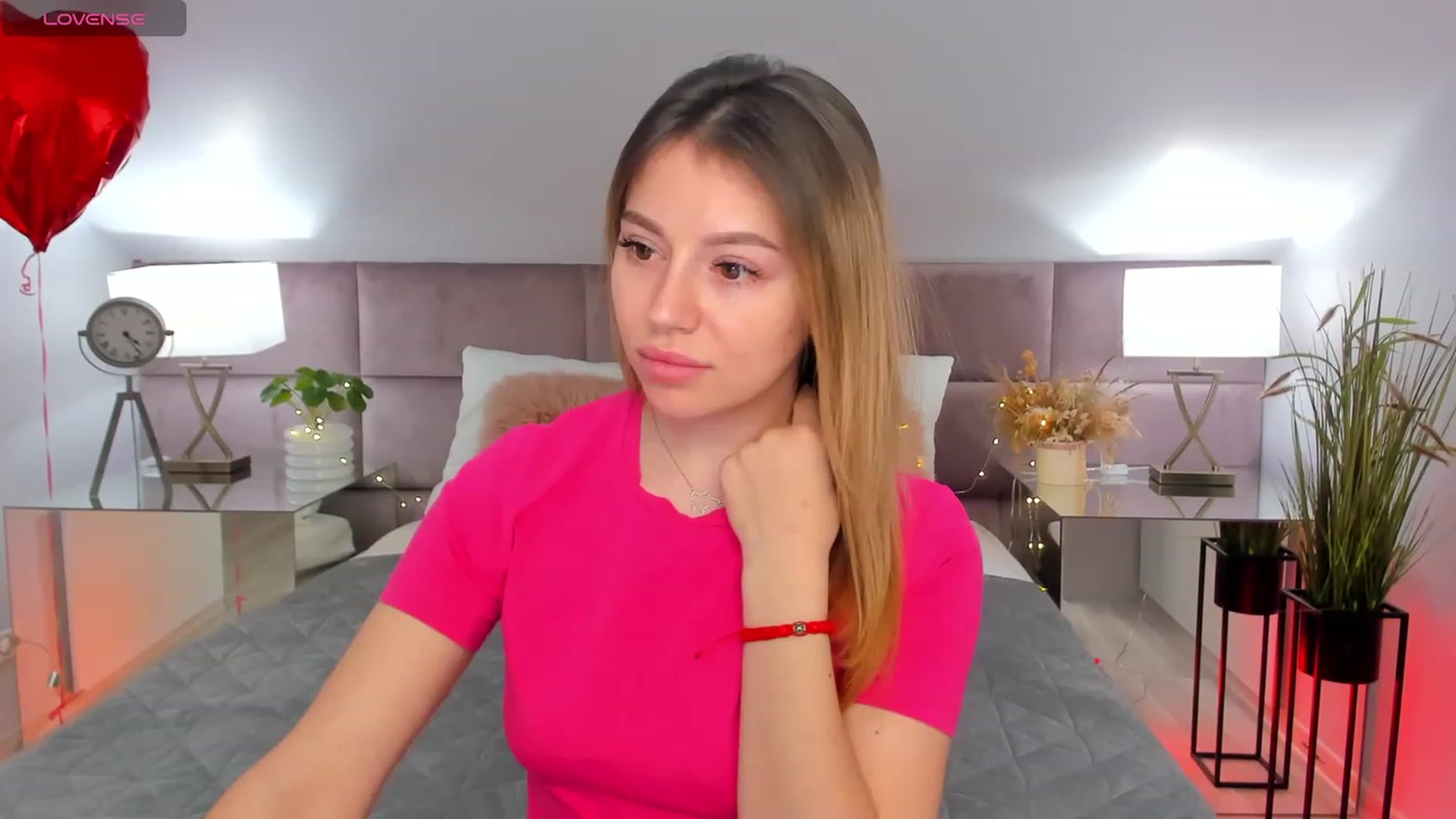Gallery image thumbnail from Incredible_BB's myfreecams stream on, 03/10/2024, 14:55 image 6 of 20