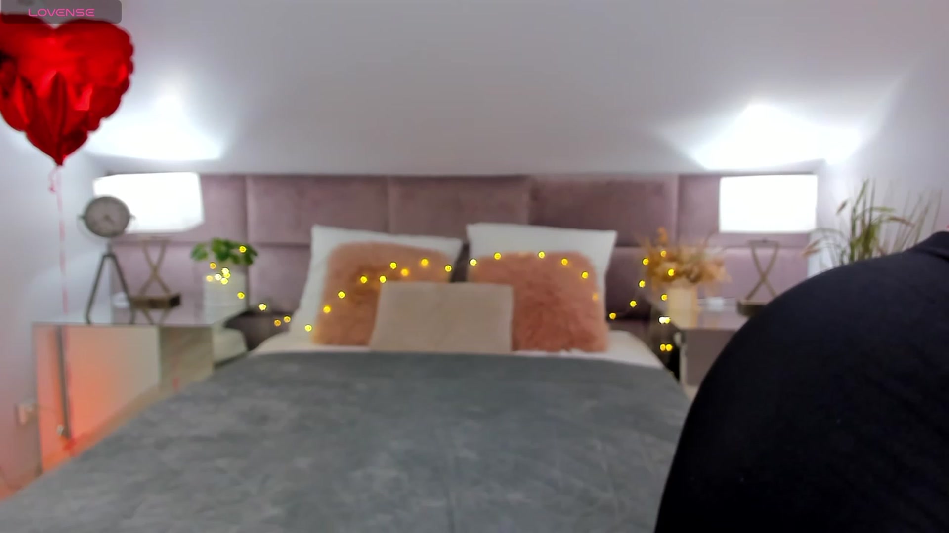 Gallery image thumbnail from Incredible_BB's myfreecams stream on, 03/10/2024, 14:55 image 15 of 20
