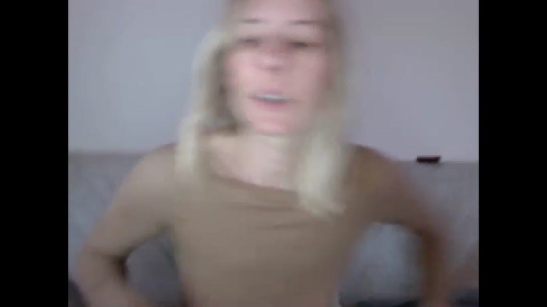 Gallery image thumbnail from IndianaBella's myfreecams stream on, 11/19/2022, 14:24 image 12 of 20