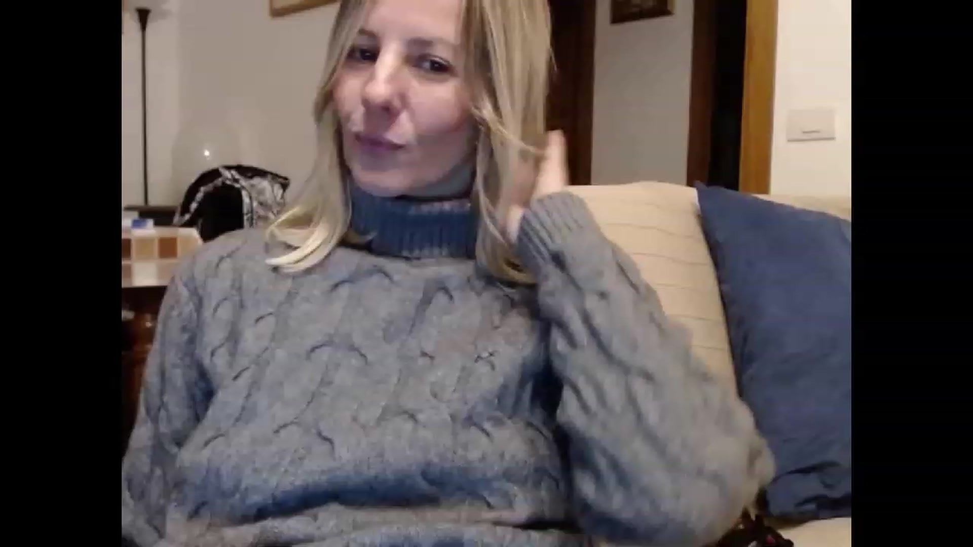 Gallery image thumbnail from IndianaBella's myfreecams stream on, 11/27/2022, 16:58 image 6 of 20