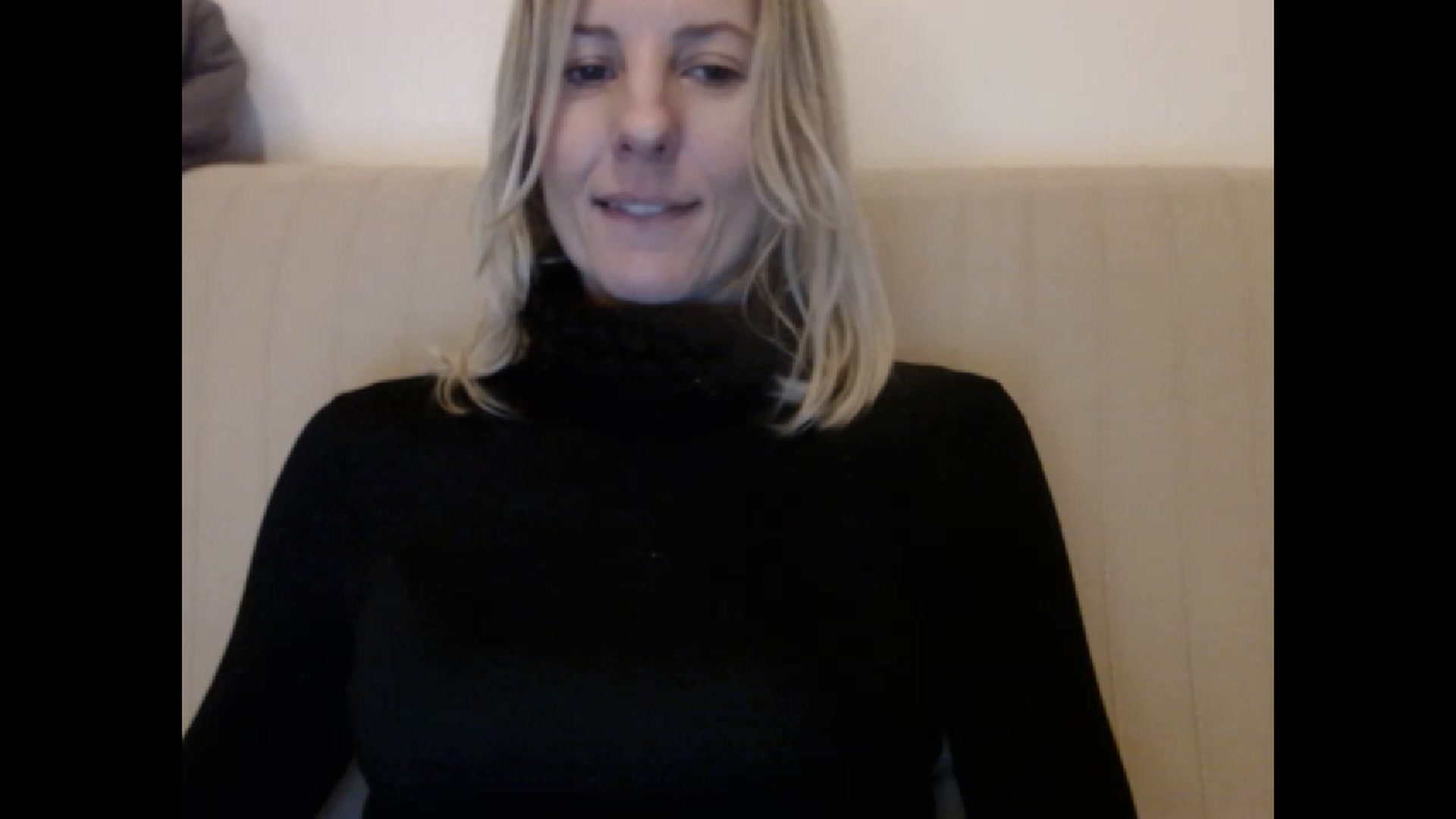 Gallery image thumbnail from IndianaBella's myfreecams stream on, 04/16/2023, 19:34 image 7 of 20