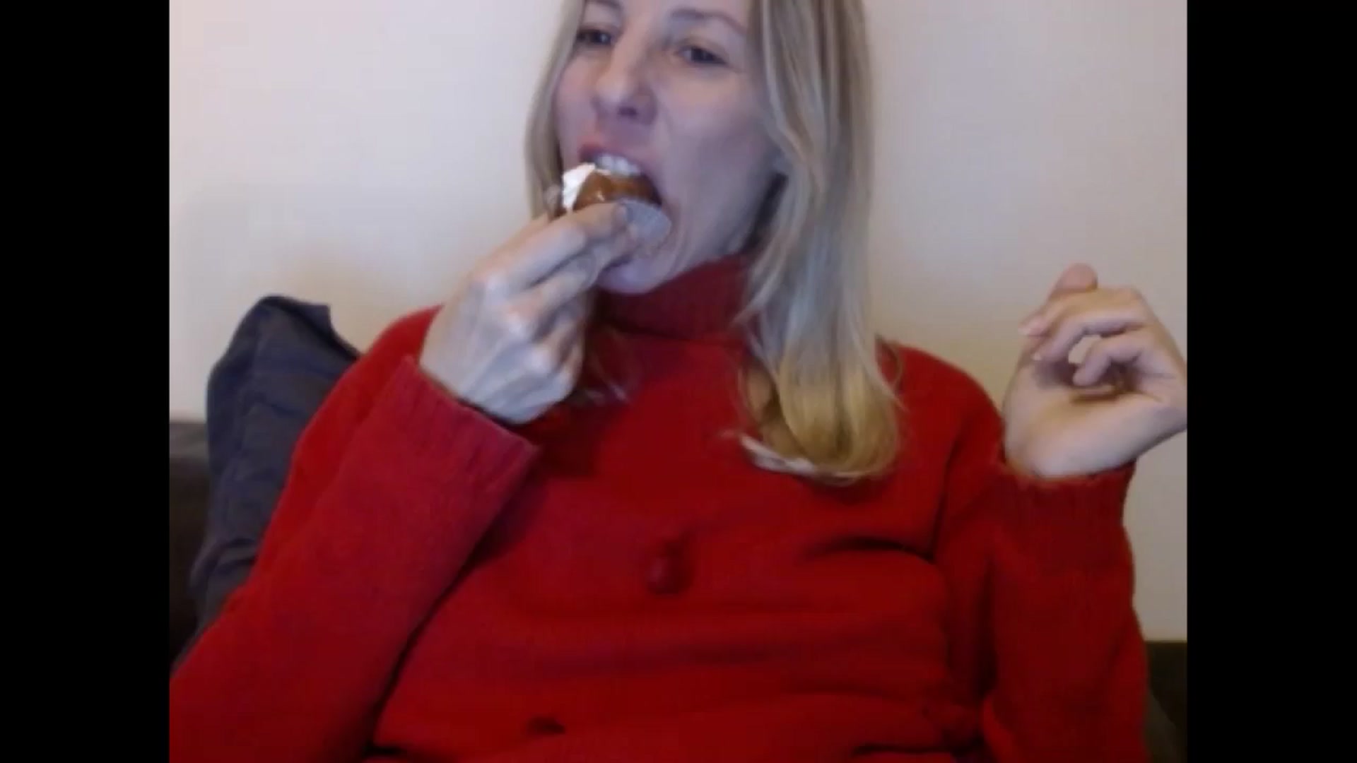 Gallery image thumbnail from IndianaBella's myfreecams stream on, 01/01/2025, 20:02 image 1 of 20