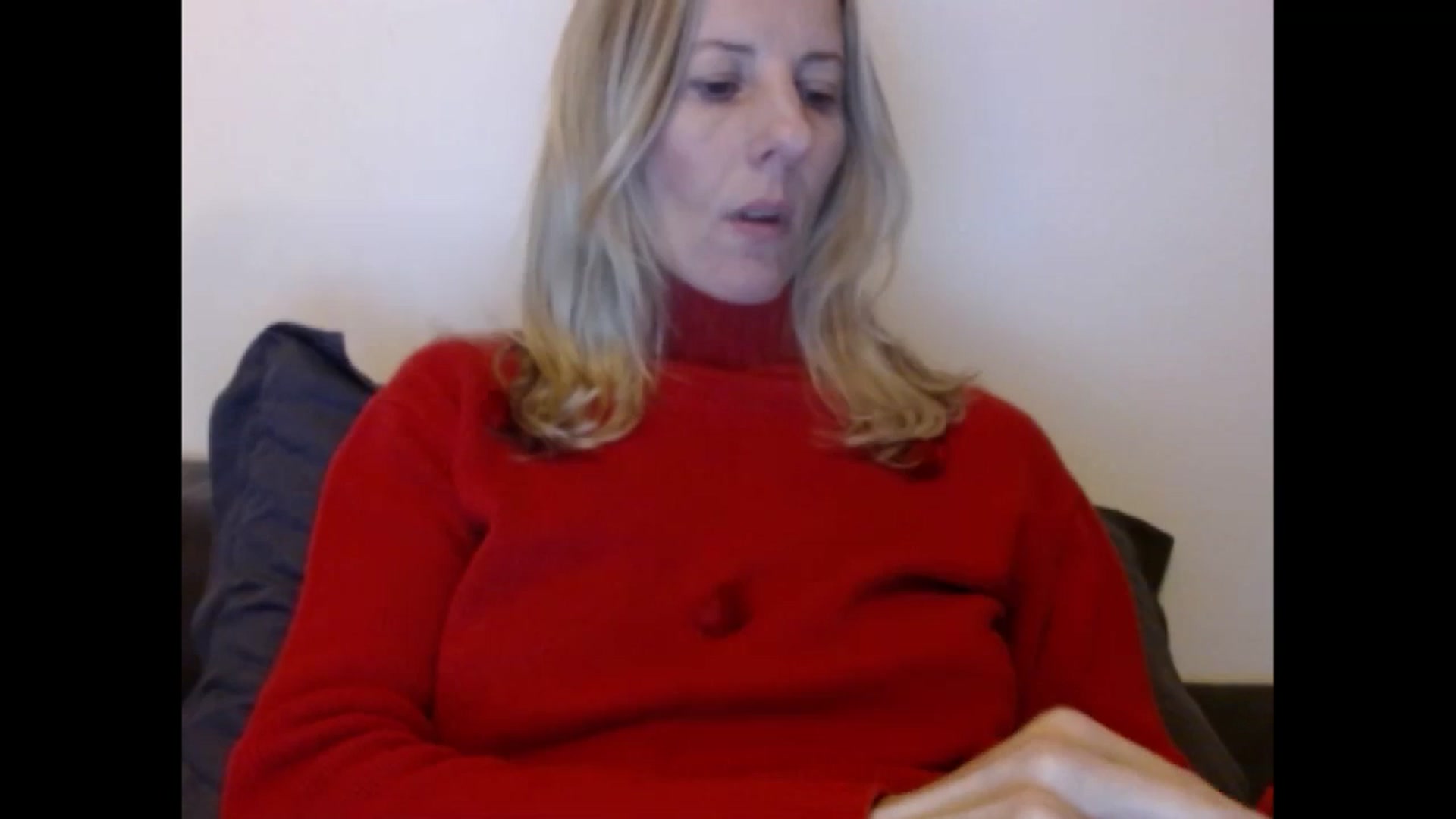 Gallery image thumbnail from IndianaBella's myfreecams stream on, 01/01/2025, 20:02 image 4 of 20