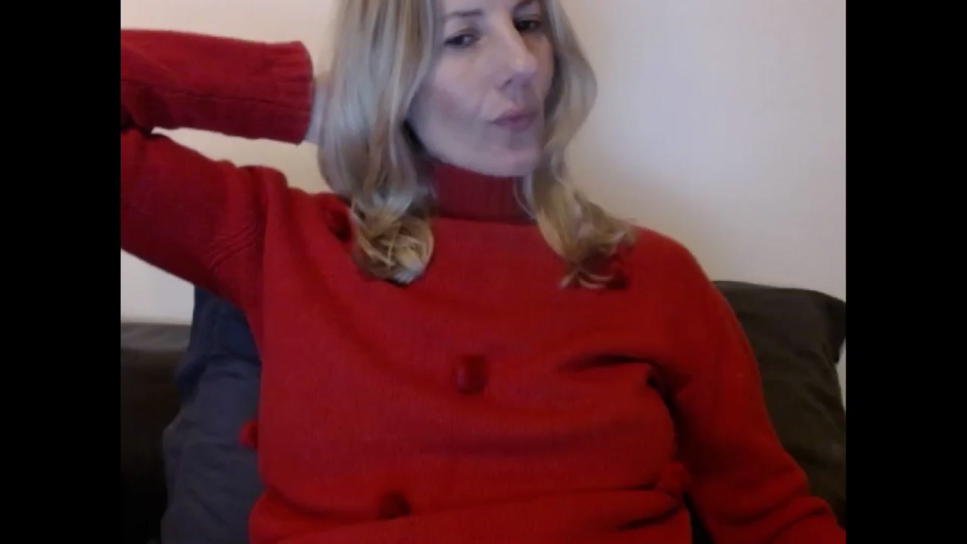 Gallery image thumbnail from IndianaBella's myfreecams stream on, 01/01/2025, 20:02 image 10 of 20